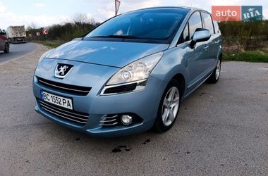 Микровэн Peugeot 5008 2010 в Самборе