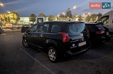 Микровэн Peugeot 5008 2013 в Львове