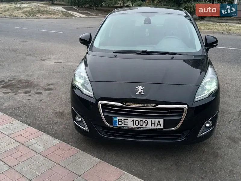 Peugeot 5008 2015