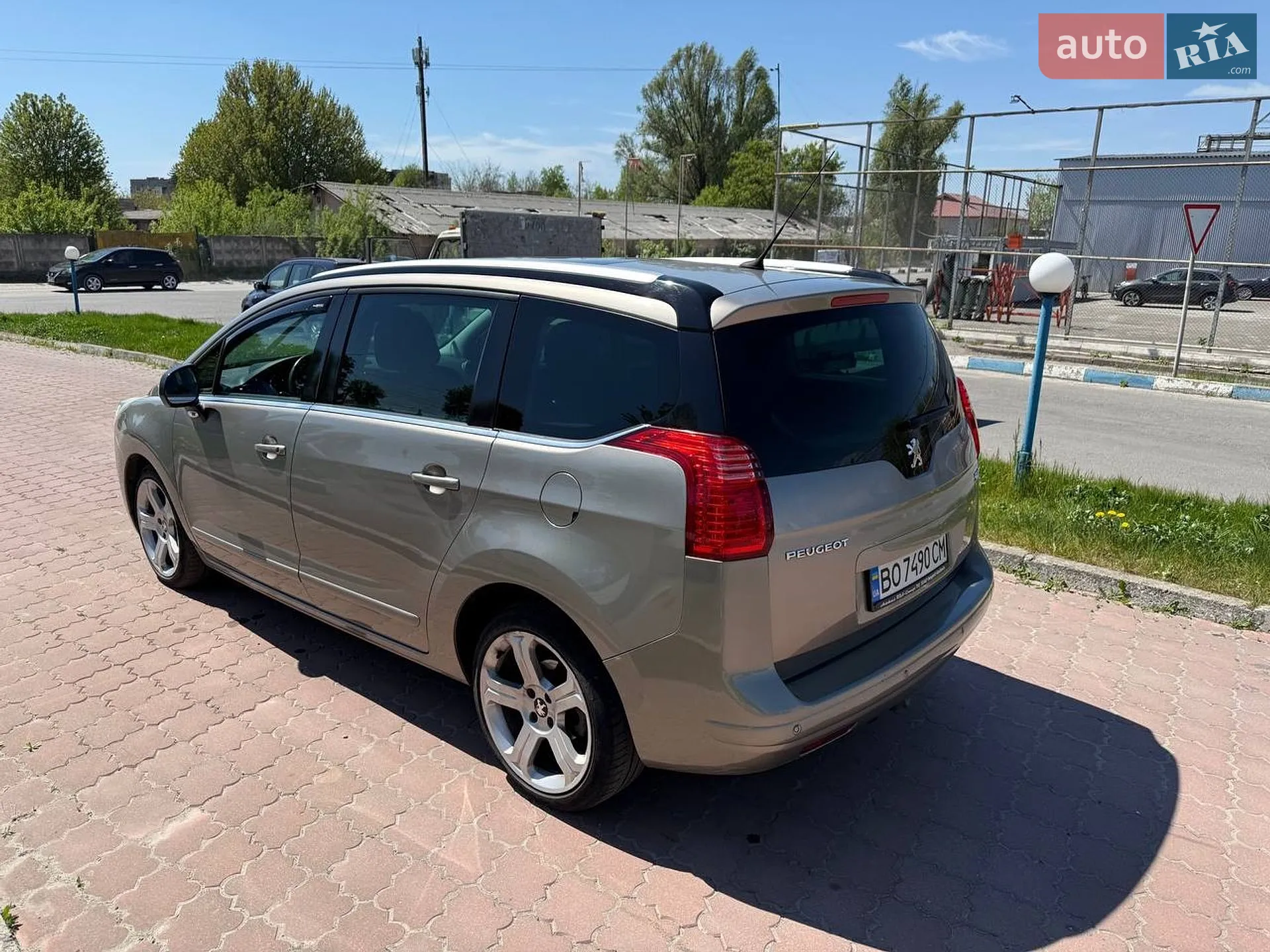2011 Peugeot 5008 - мініатюра 7