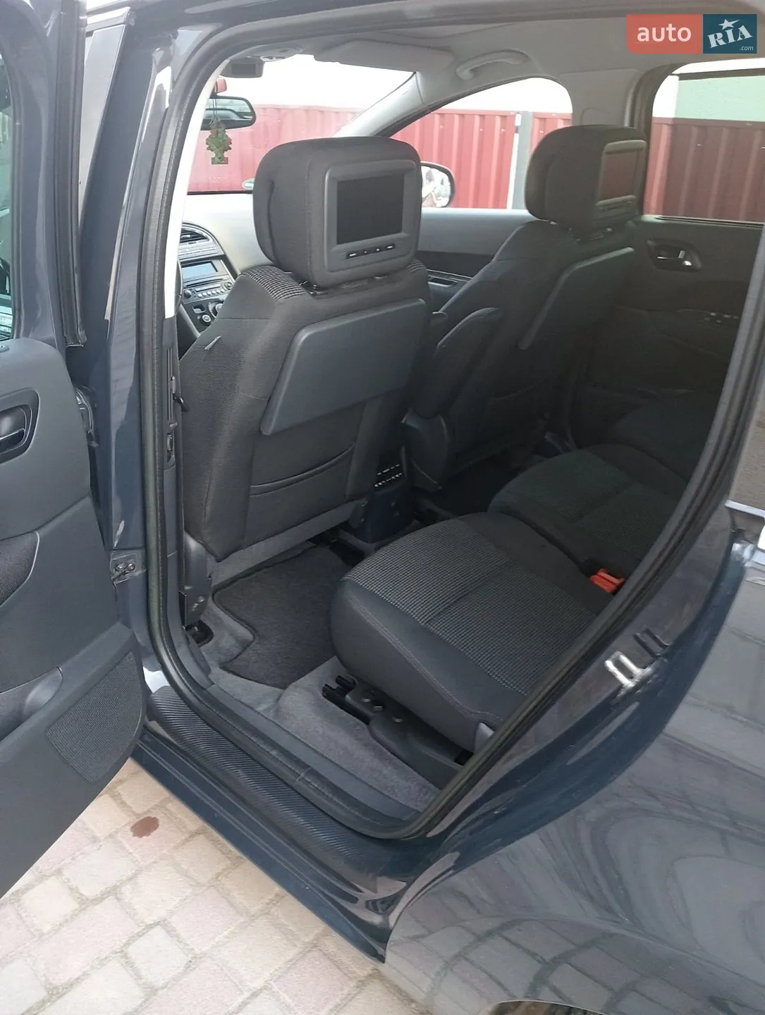 2011 Peugeot 5008 - мініатюра 11