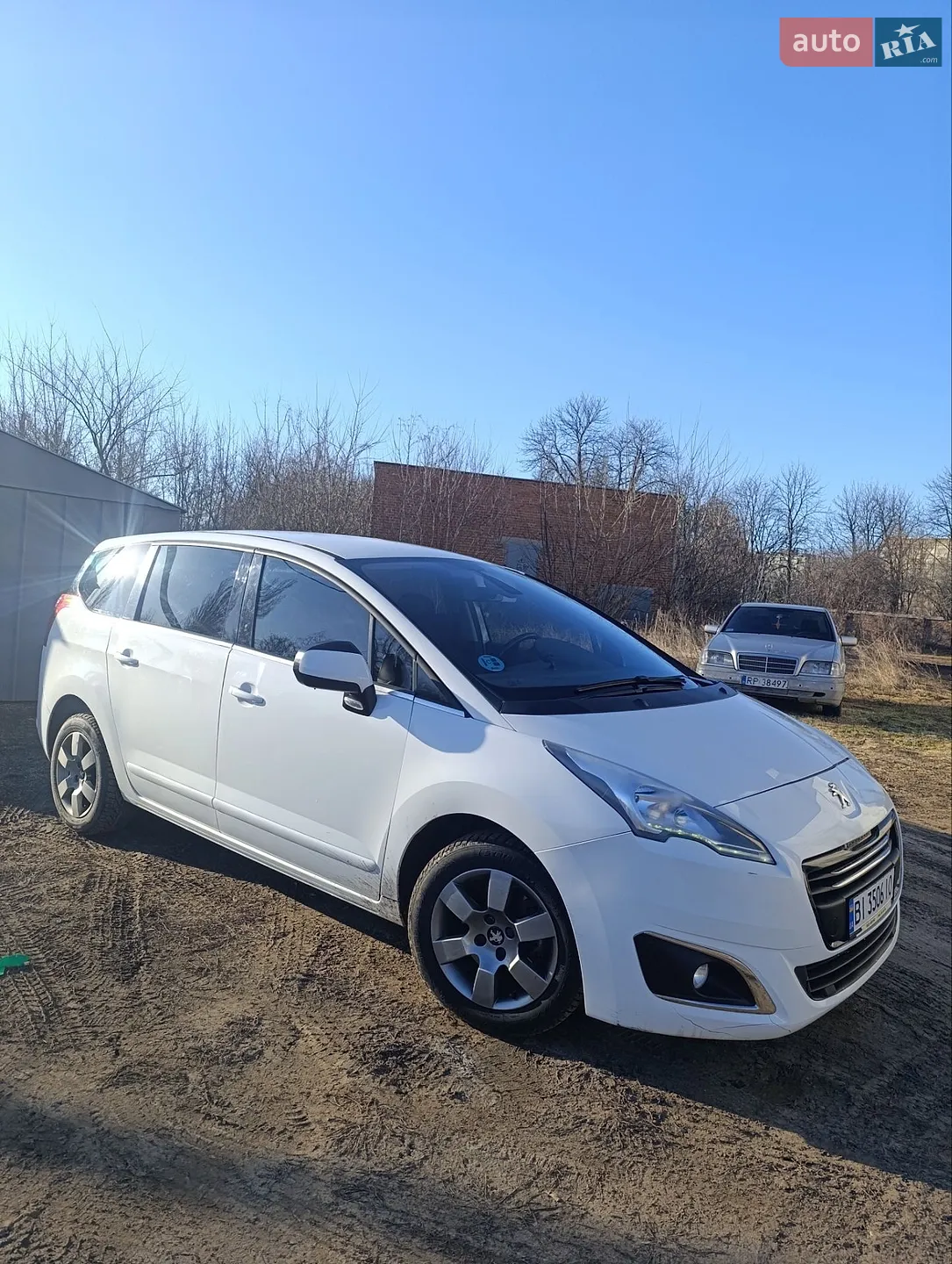 2015 Peugeot 5008 - мініатюра 3