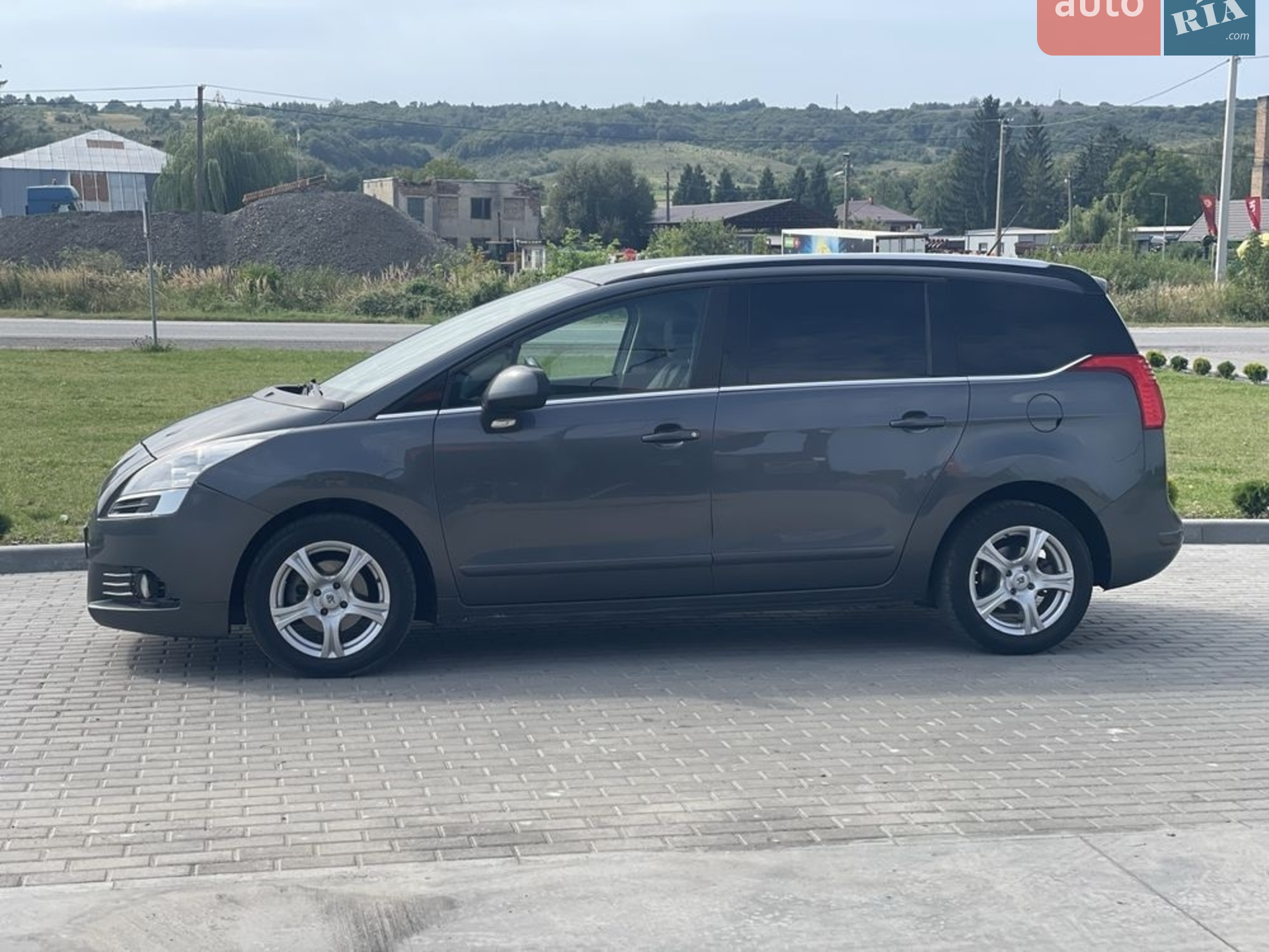 2011 Peugeot 5008 - мініатюра 14