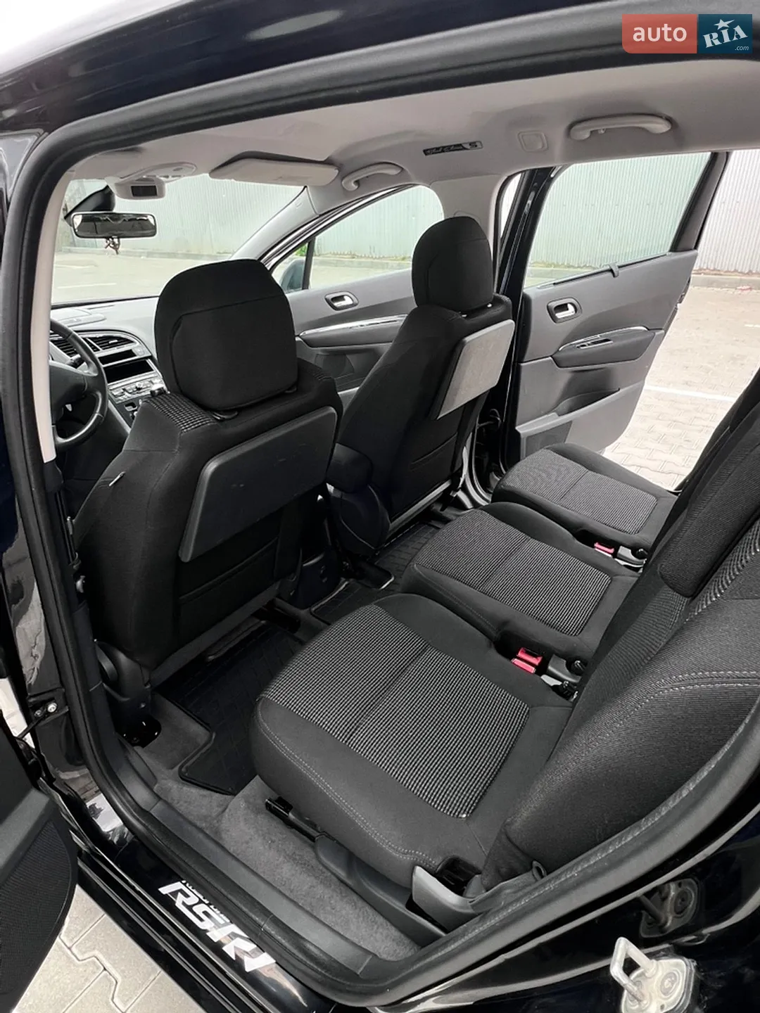 2010 Peugeot 5008 - мініатюра 16