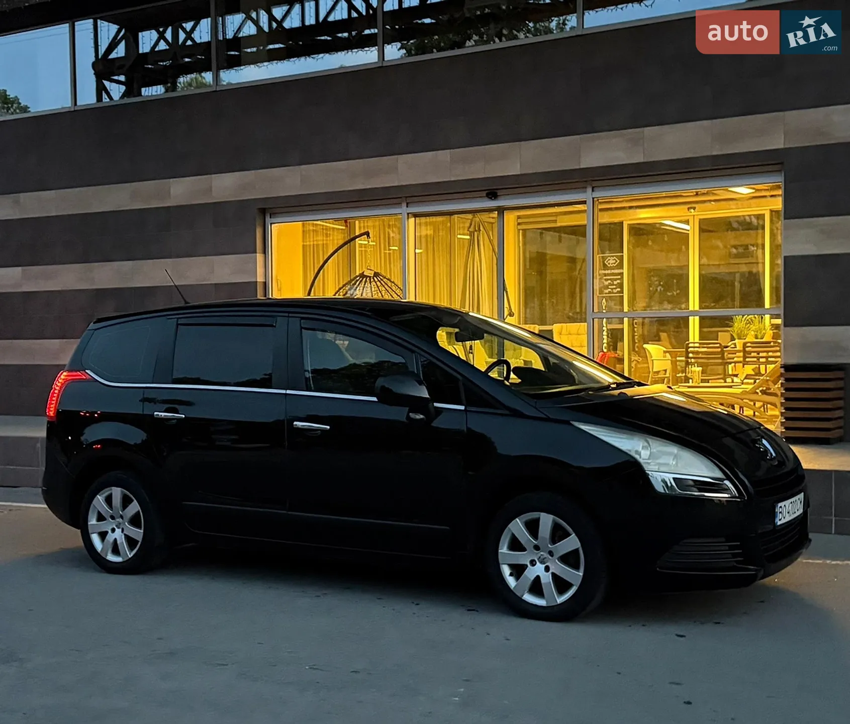 2010 Peugeot 5008 - мініатюра 5