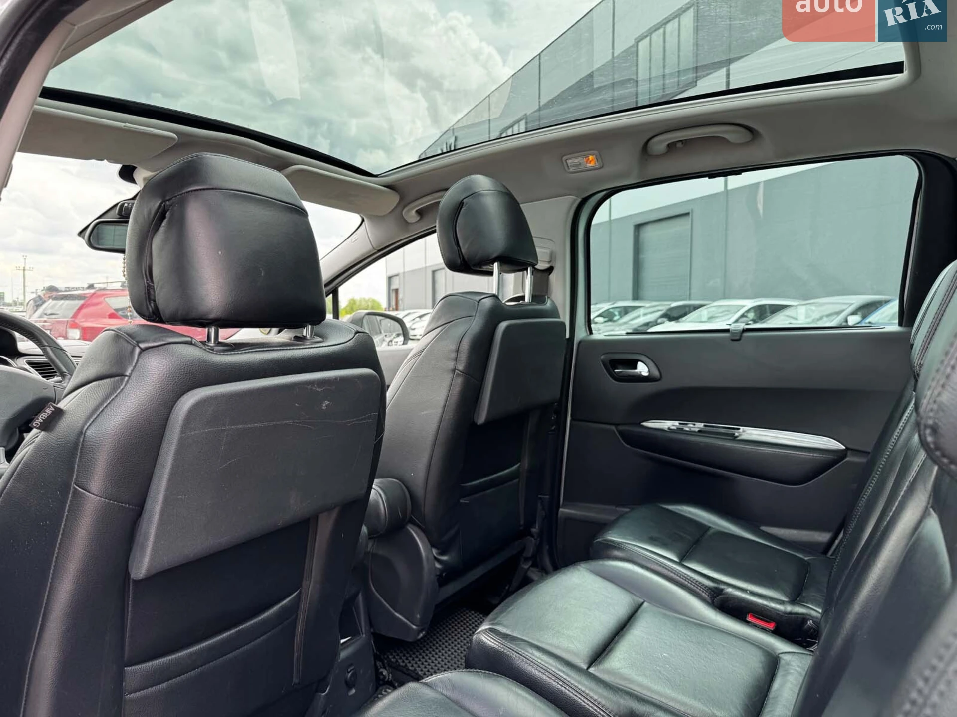2012 Peugeot 5008 - мініатюра 25