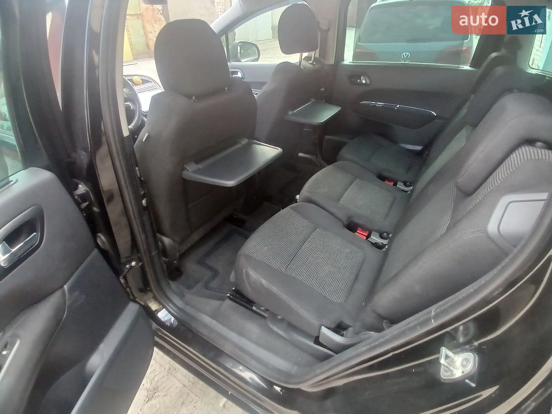 2010 Peugeot 5008 - мініатюра 9