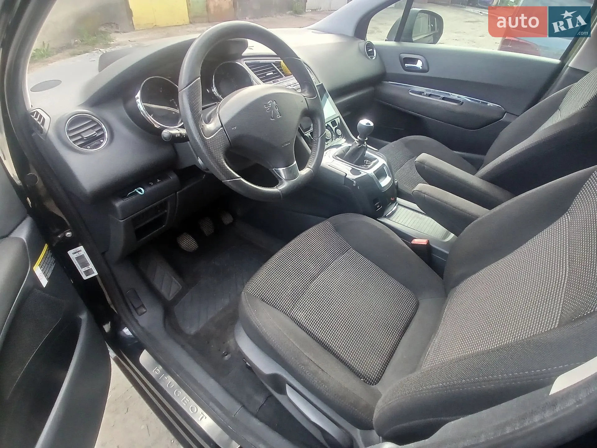2010 Peugeot 5008 - мініатюра 10