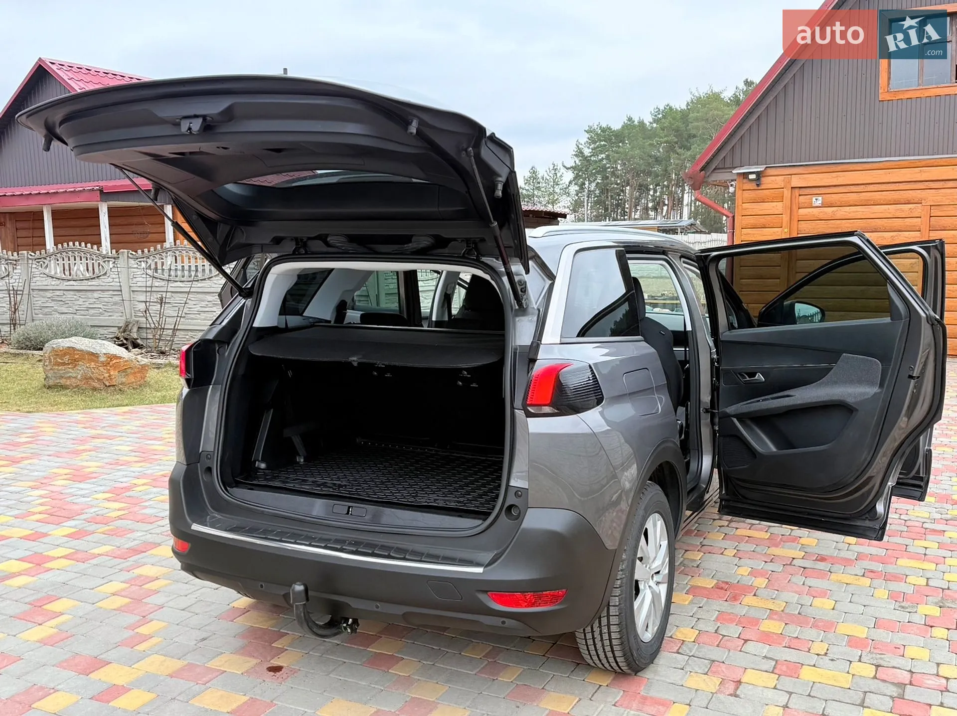 2017 Peugeot 5008 - мініатюра 13