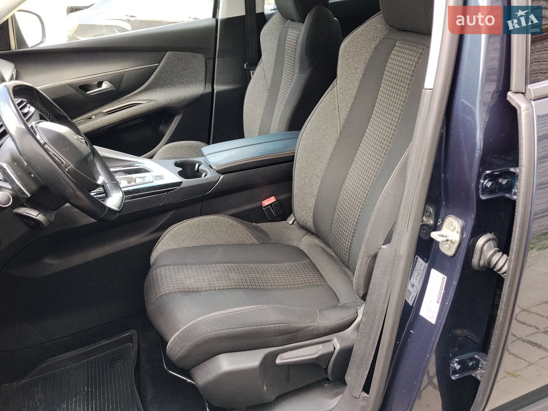 2019 Peugeot 5008 - мініатюра 11