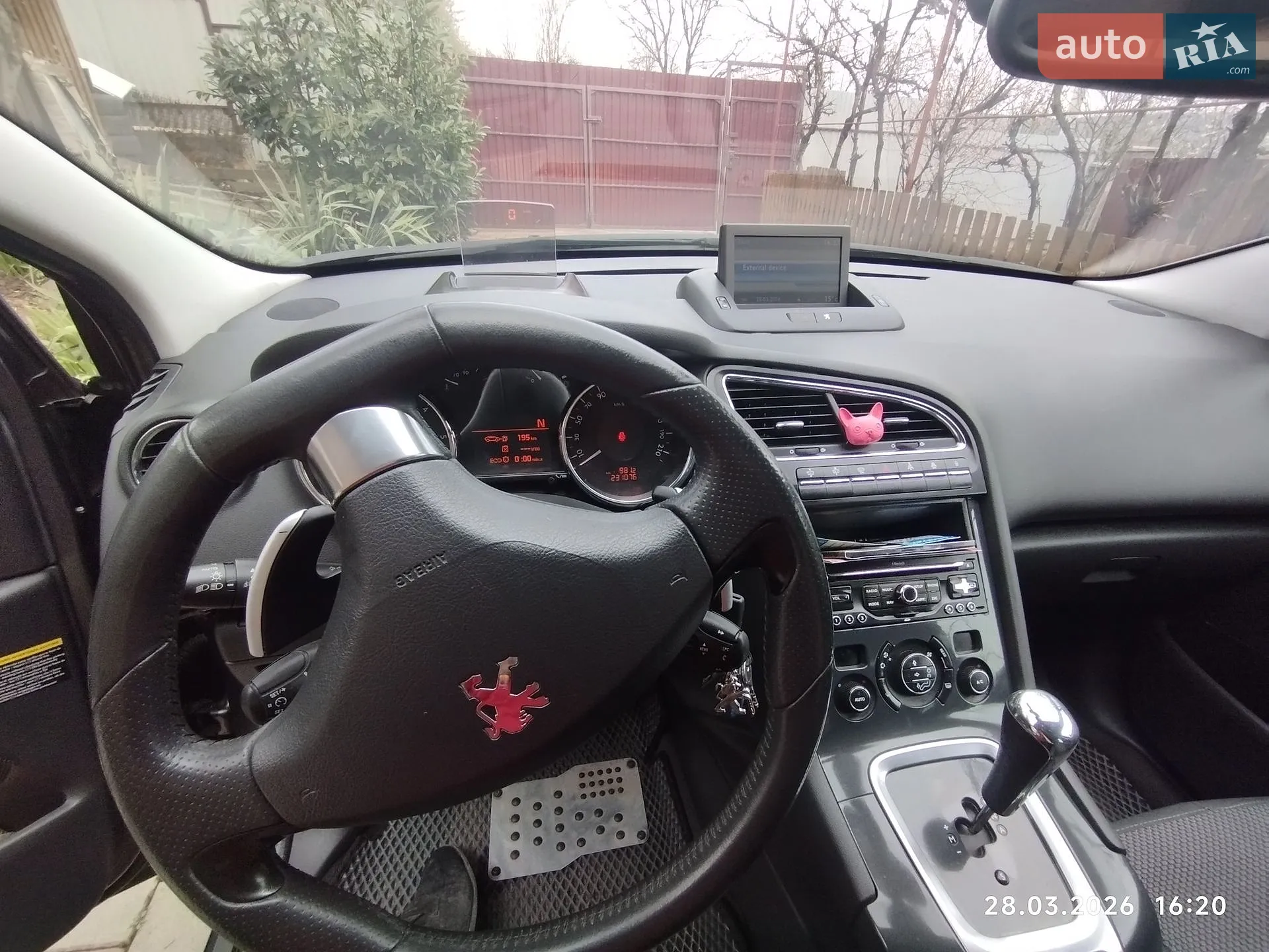 2011 Peugeot 5008 - мініатюра 15