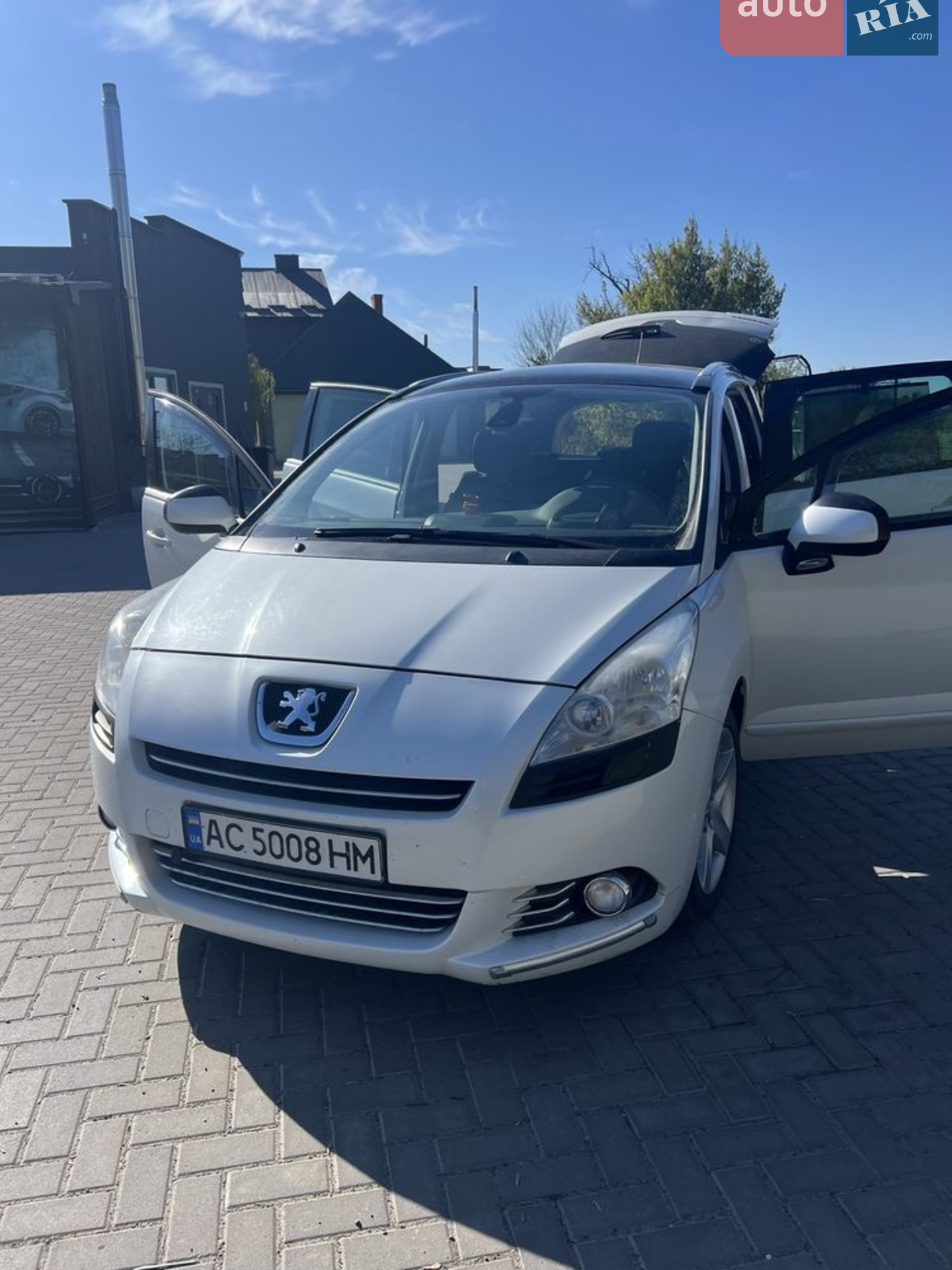 2011 Peugeot 5008 - фото 1