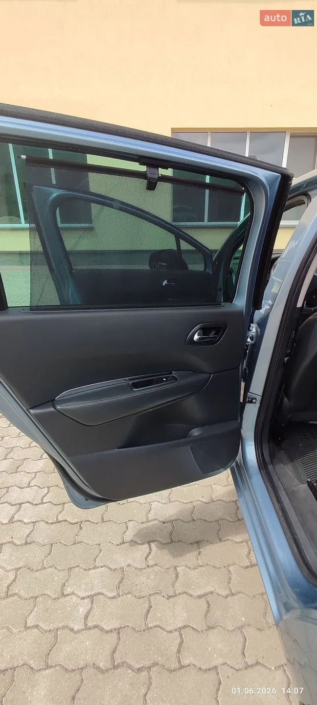 2010 Peugeot 5008 - мініатюра 22