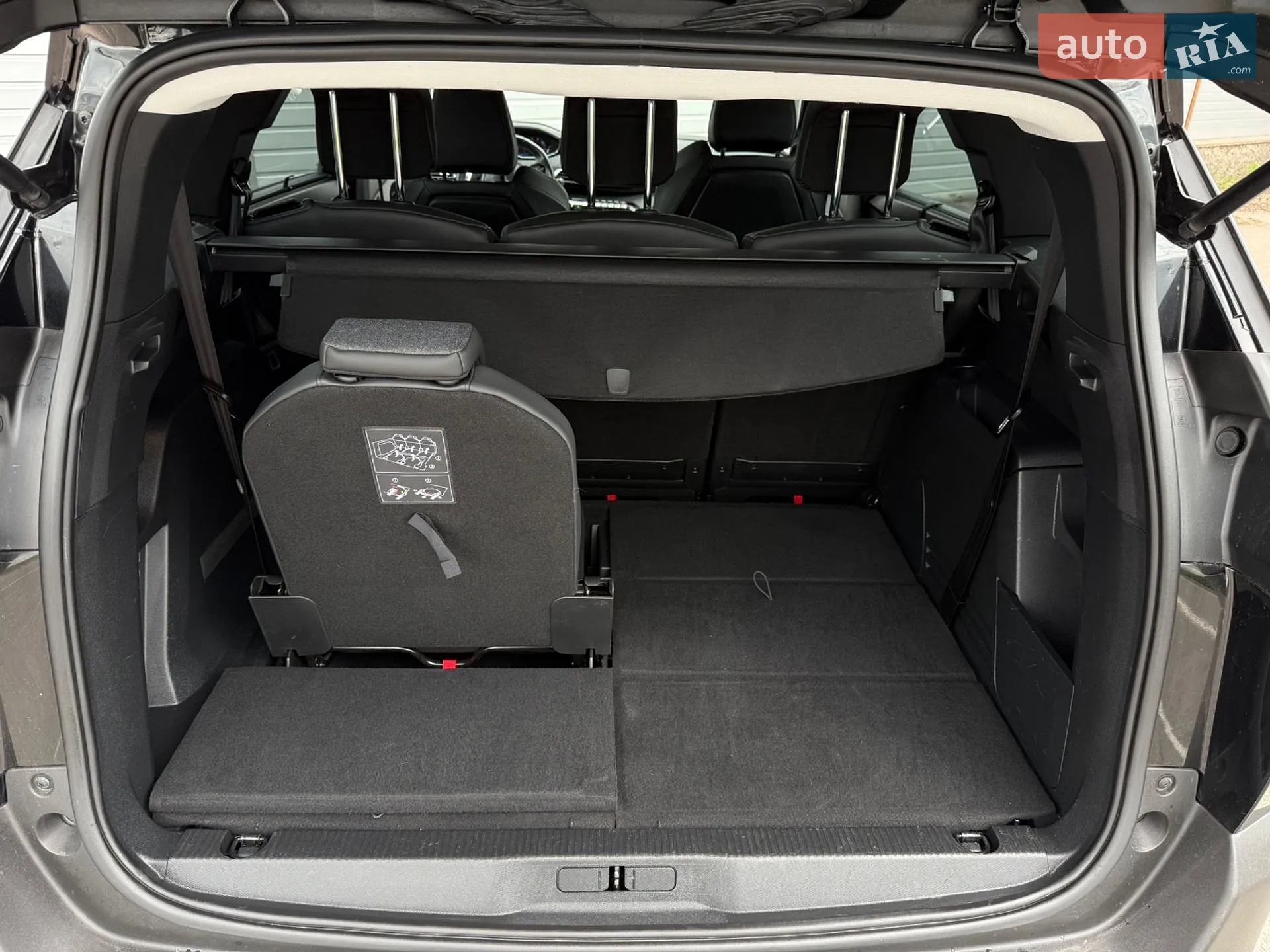 2021 Peugeot 5008 - мініатюра 18