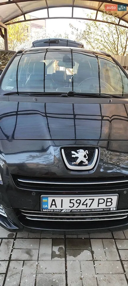 2011 Peugeot 5008 - мініатюра 17