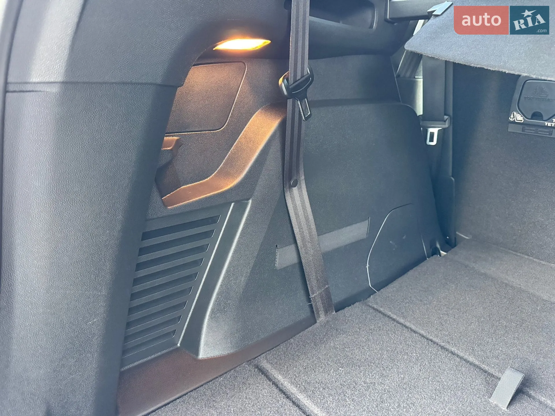 2019 Peugeot 5008 - мініатюра 27