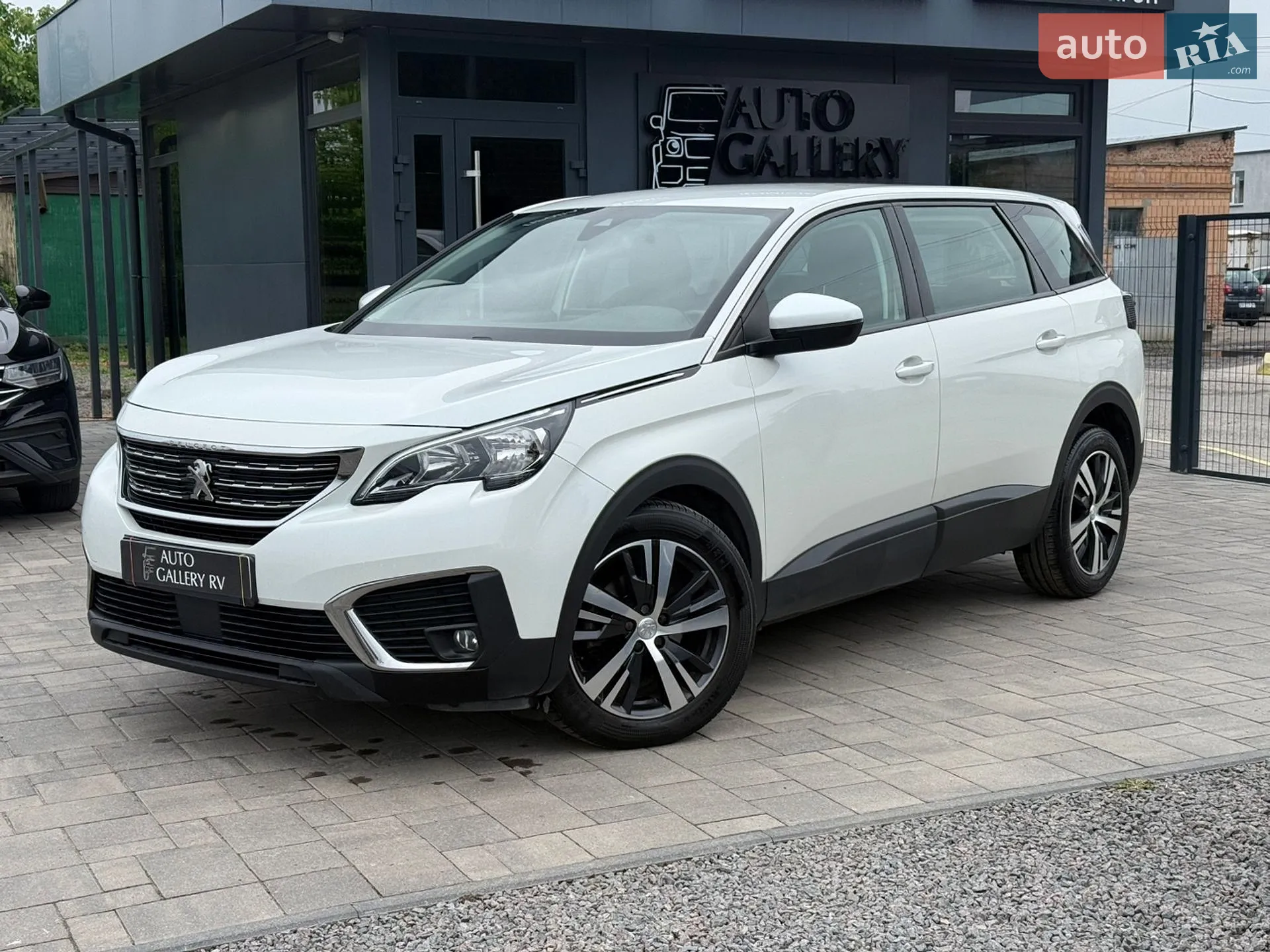 2019 Peugeot 5008 - фото 1