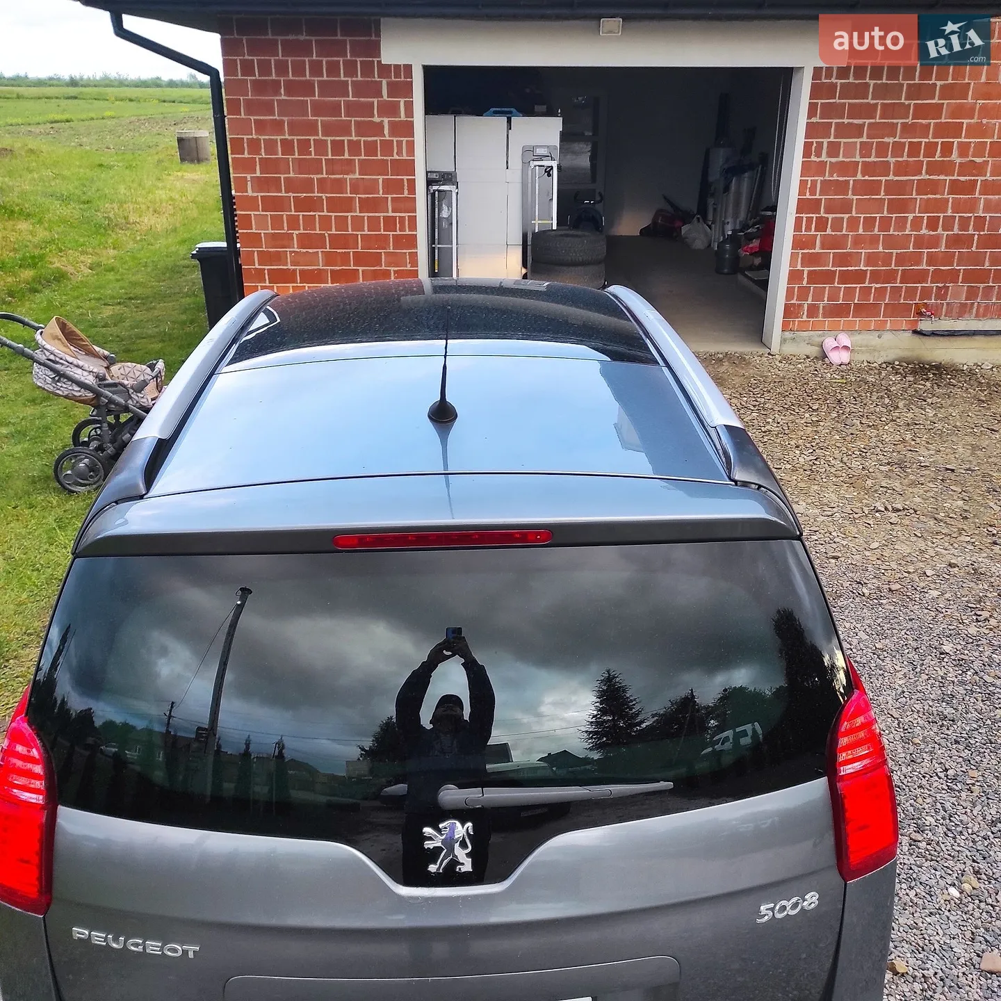 2011 Peugeot 5008 - мініатюра 10