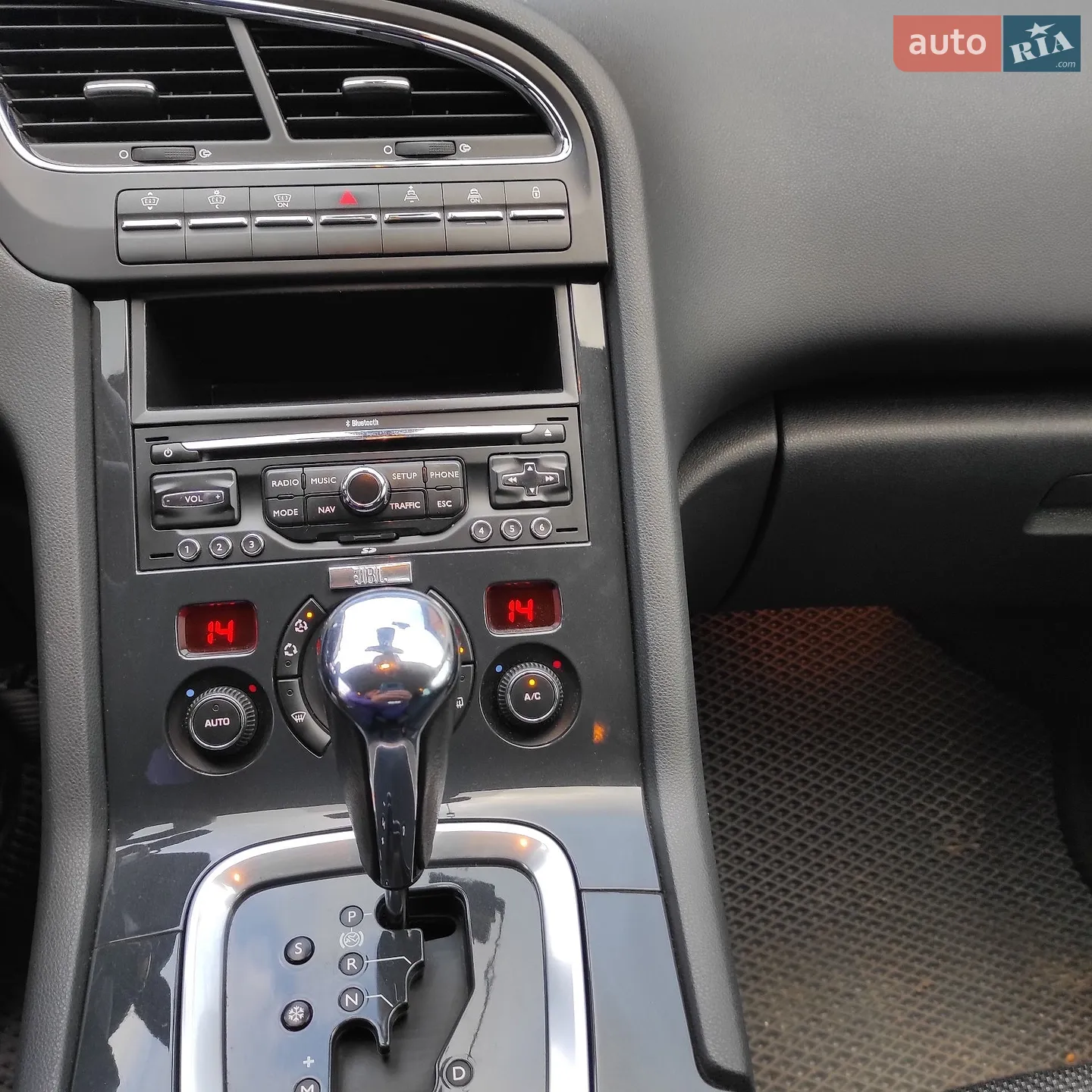 2011 Peugeot 5008 - мініатюра 23
