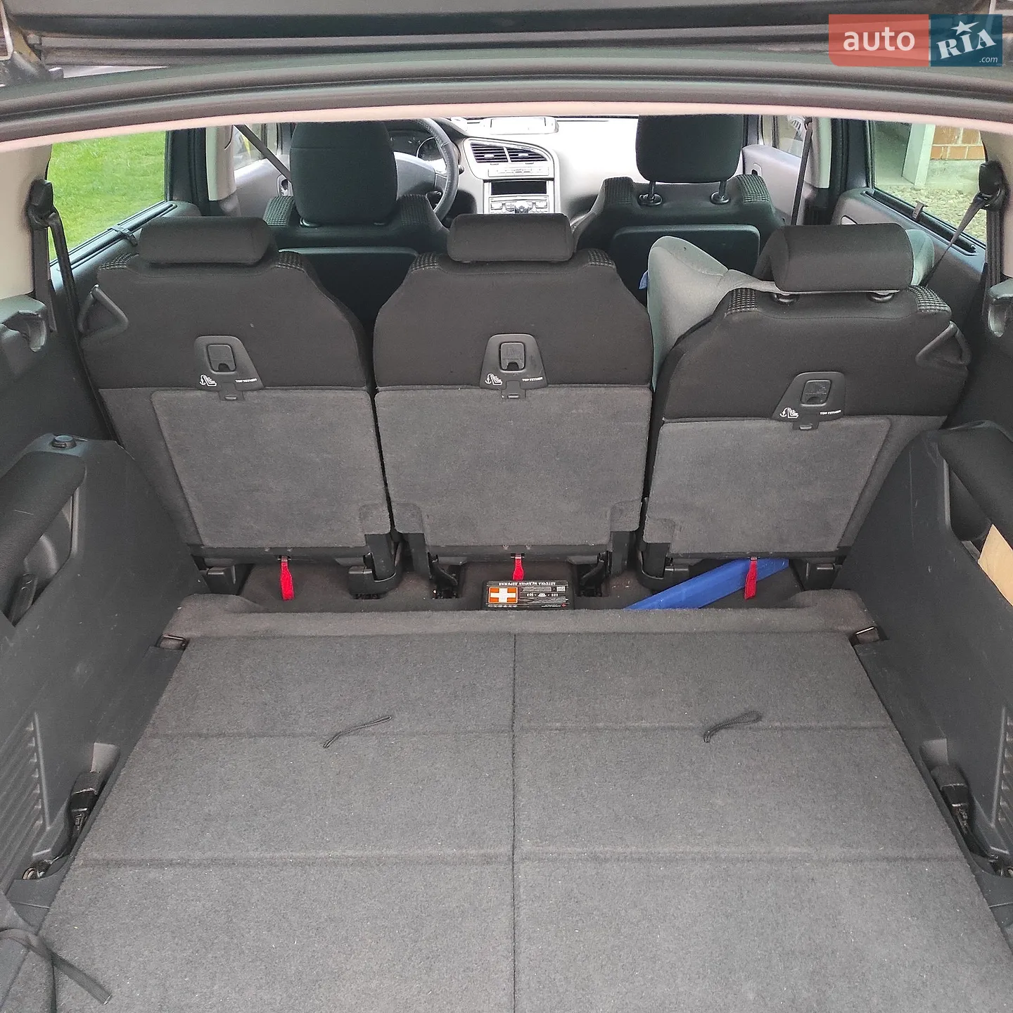 2011 Peugeot 5008 - мініатюра 31