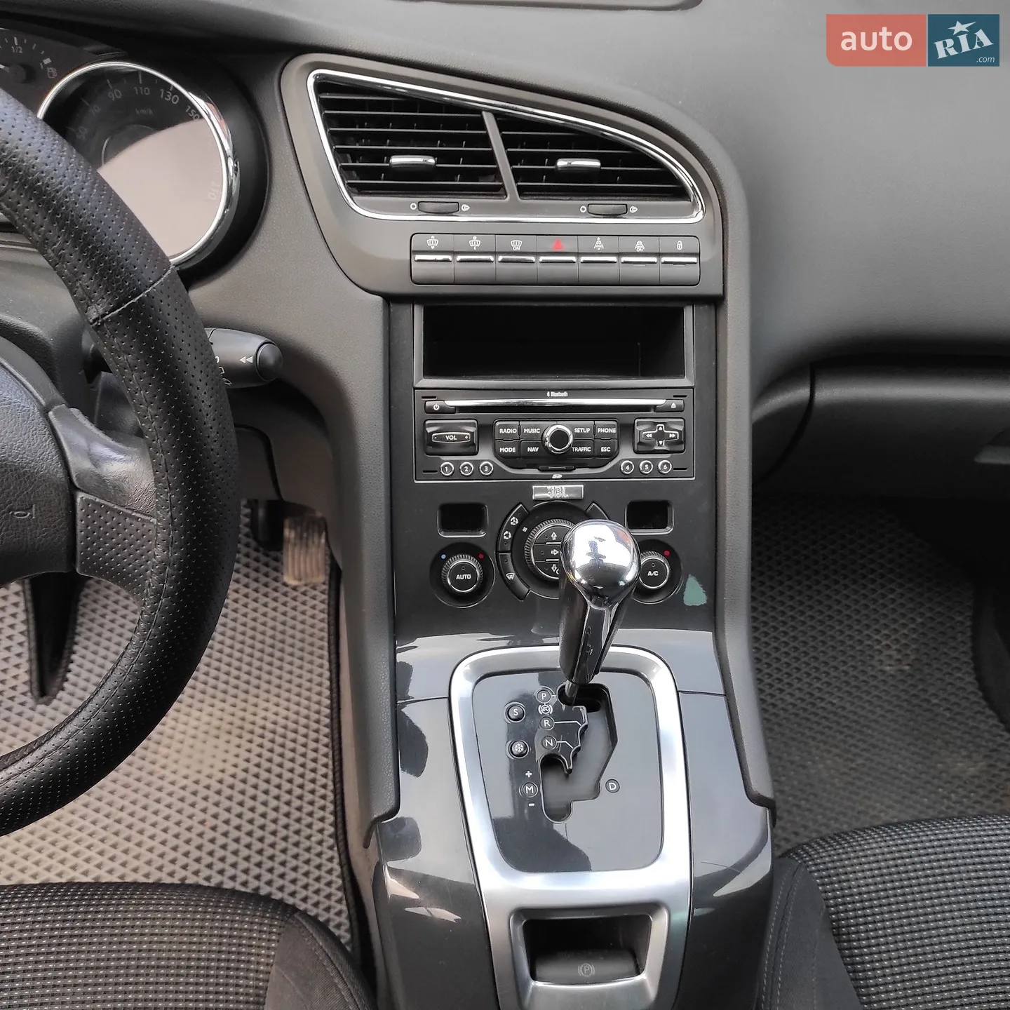2011 Peugeot 5008 - мініатюра 59