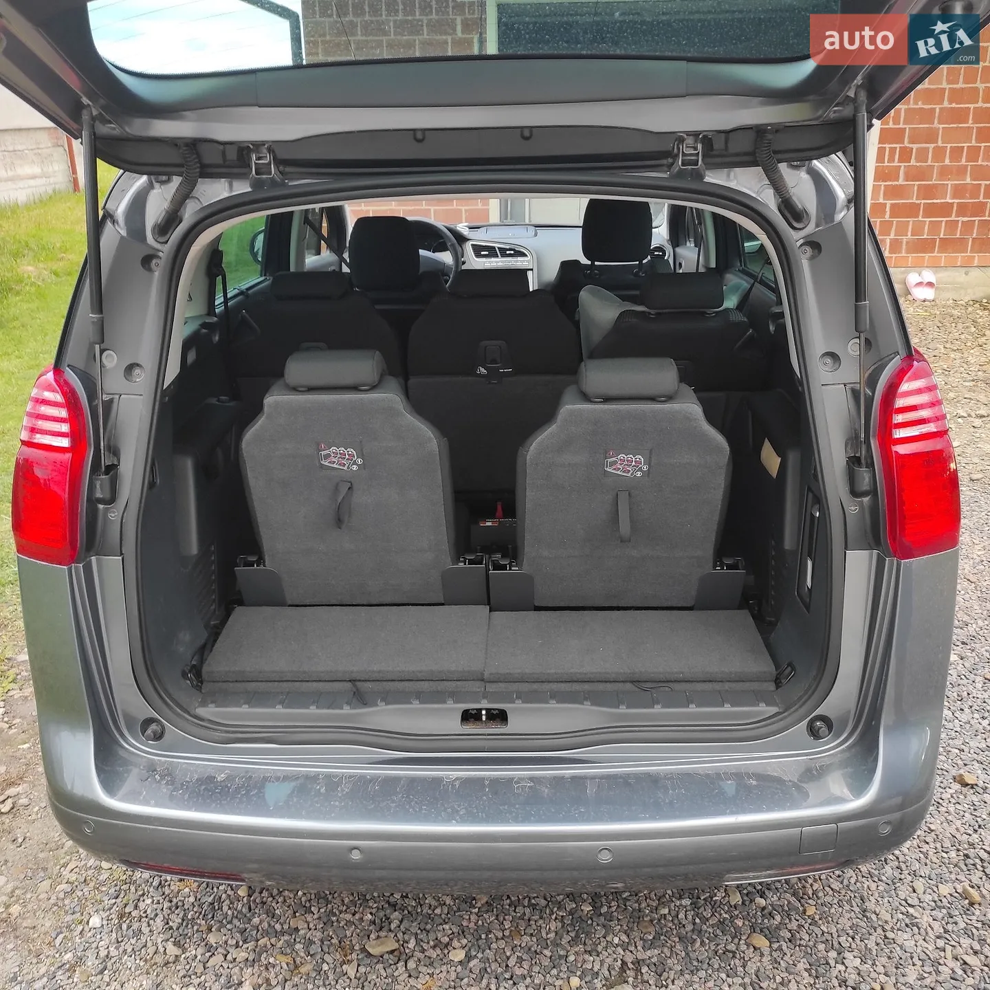 2011 Peugeot 5008 - мініатюра 32