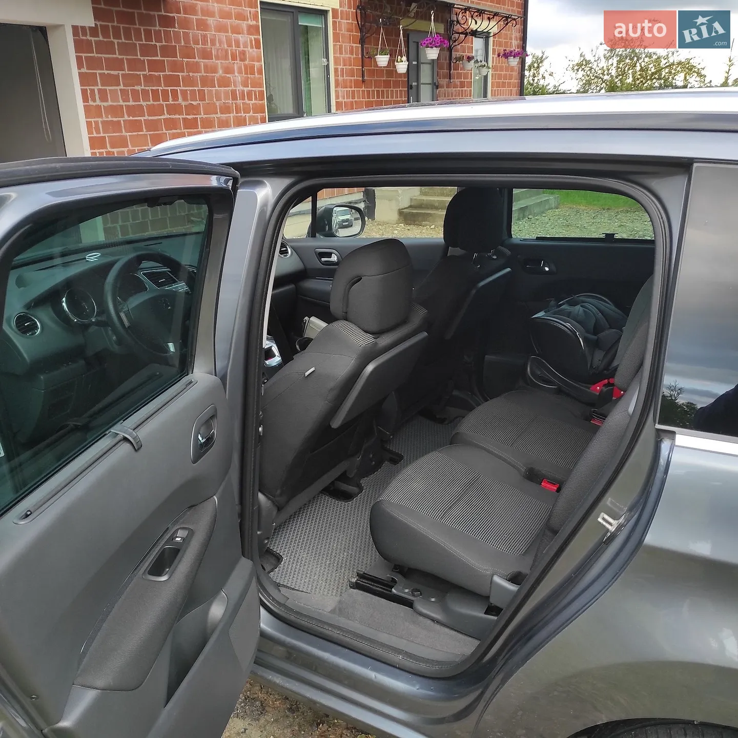 2011 Peugeot 5008 - мініатюра 61