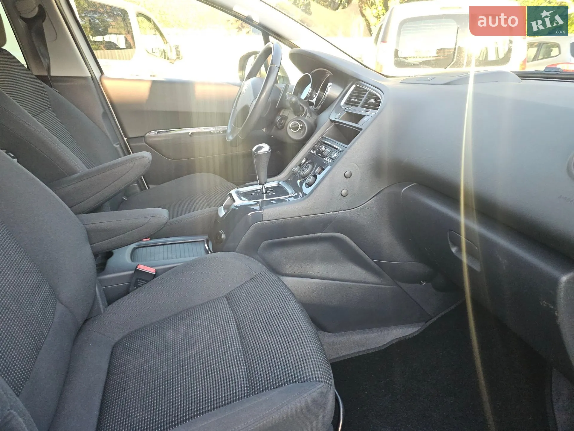2014 Peugeot 5008 - мініатюра 28