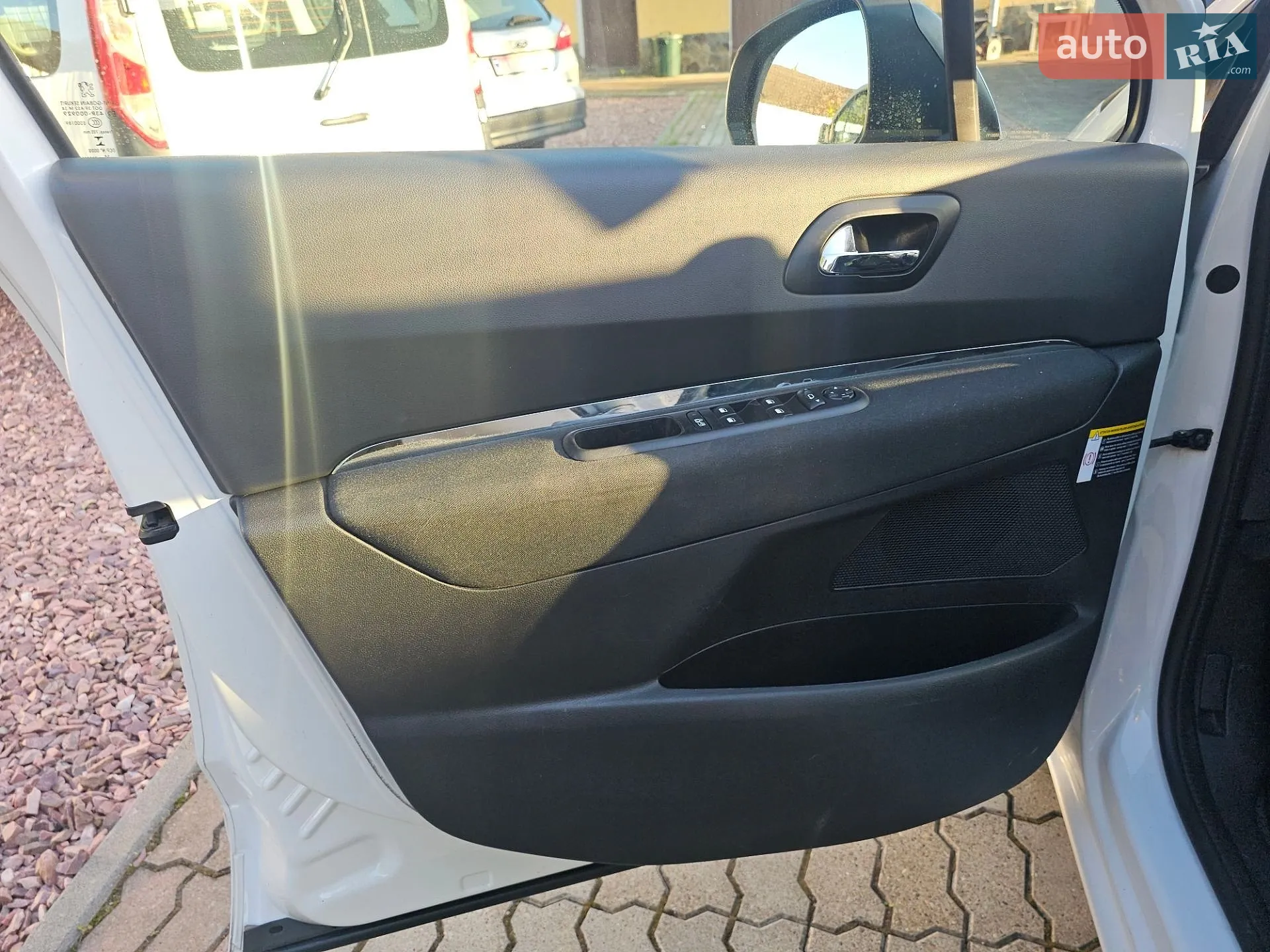 2014 Peugeot 5008 - мініатюра 41