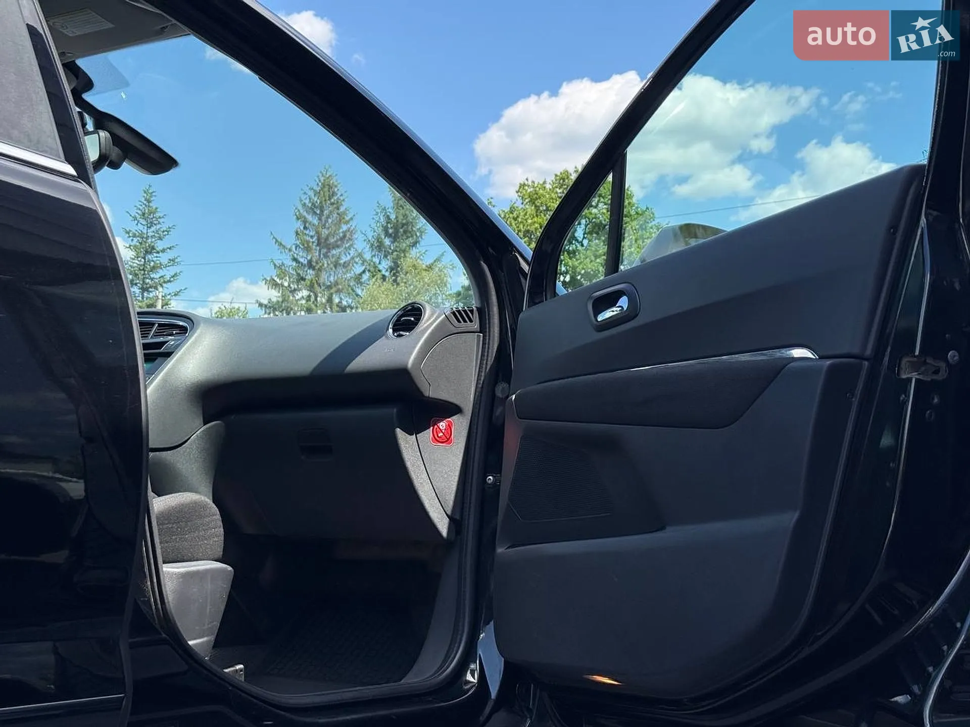 2010 Peugeot 5008 - мініатюра 29