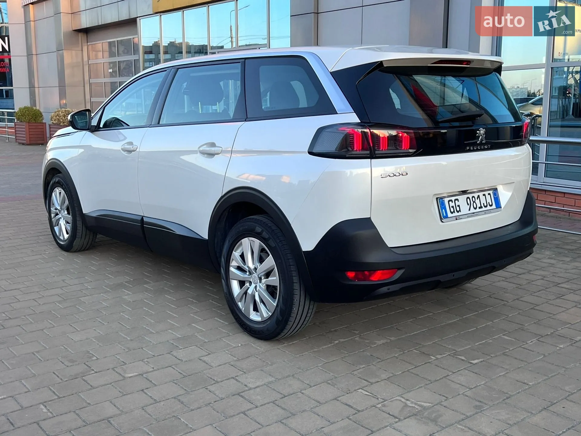 2022 Peugeot 5008 - мініатюра 13