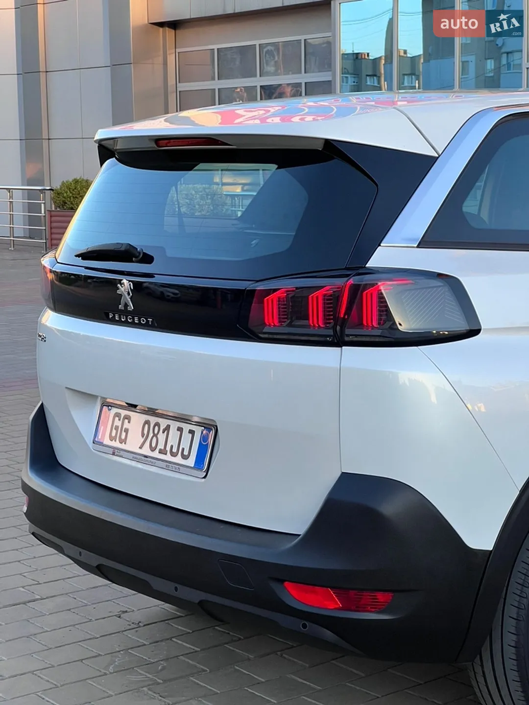 2022 Peugeot 5008 - мініатюра 10