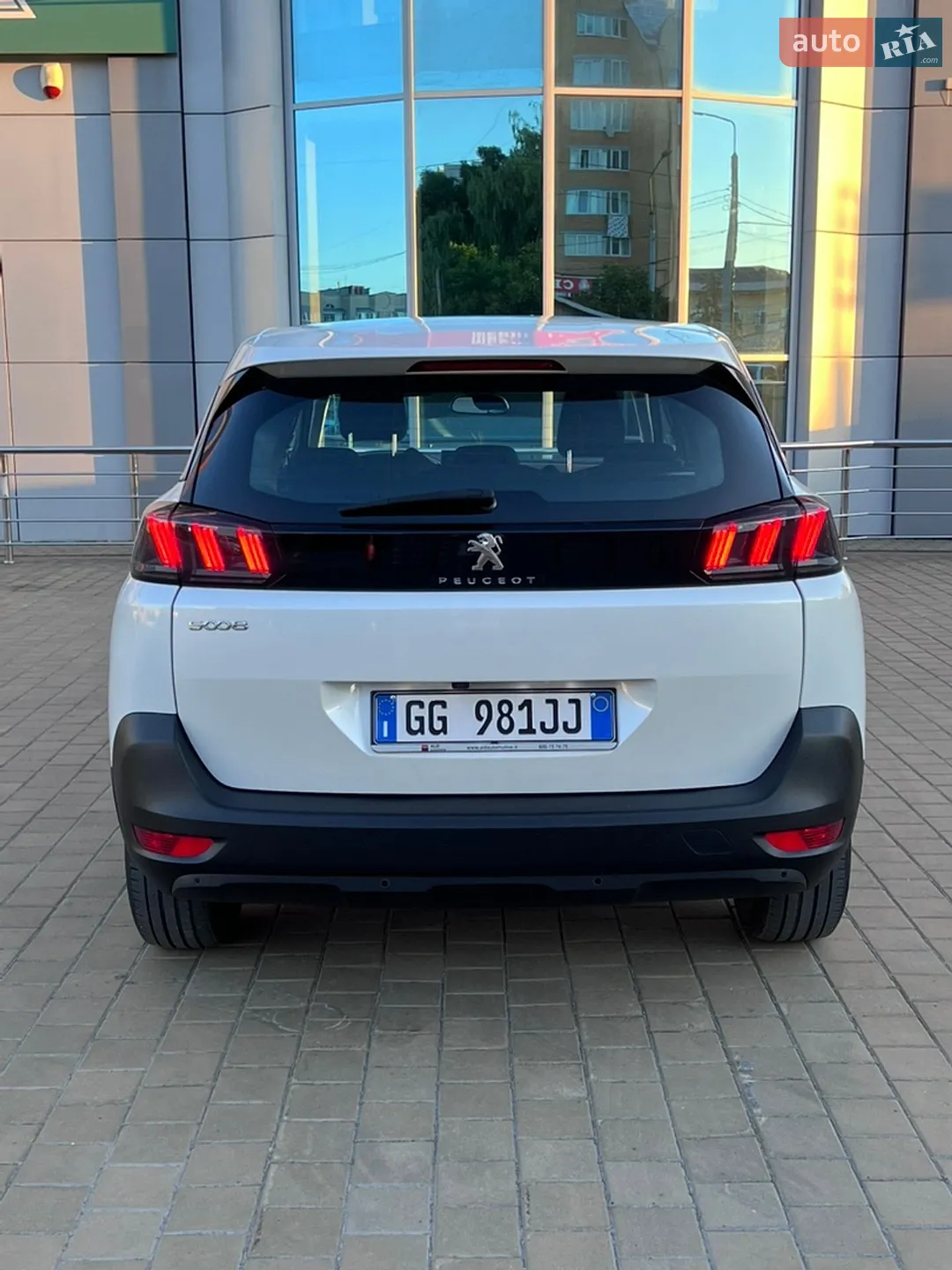 2022 Peugeot 5008 - мініатюра 11