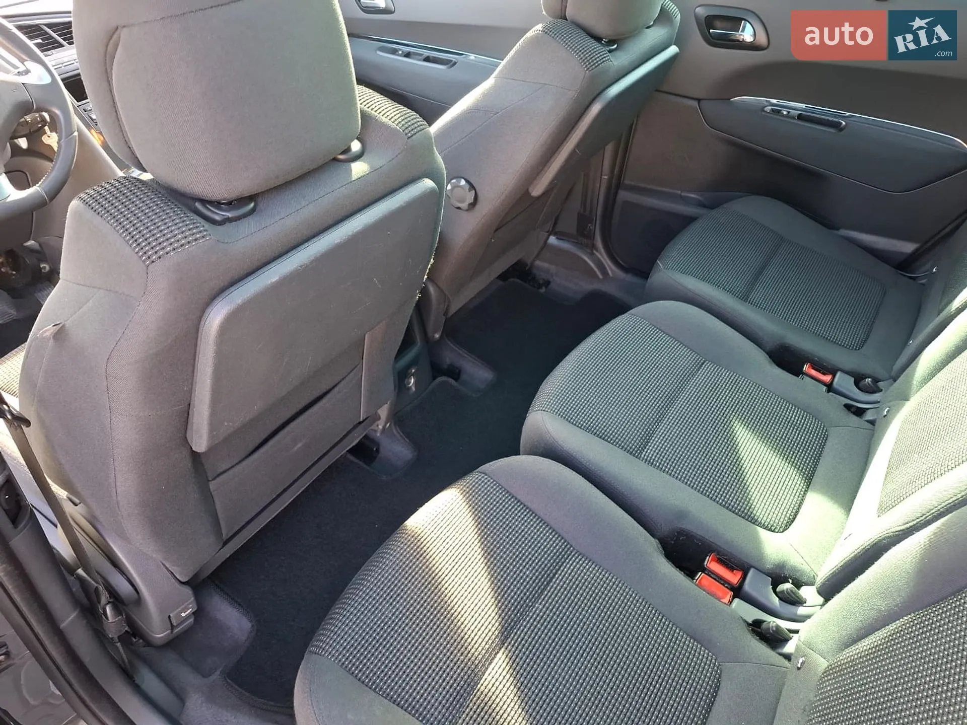 2015 Peugeot 5008 - мініатюра 6