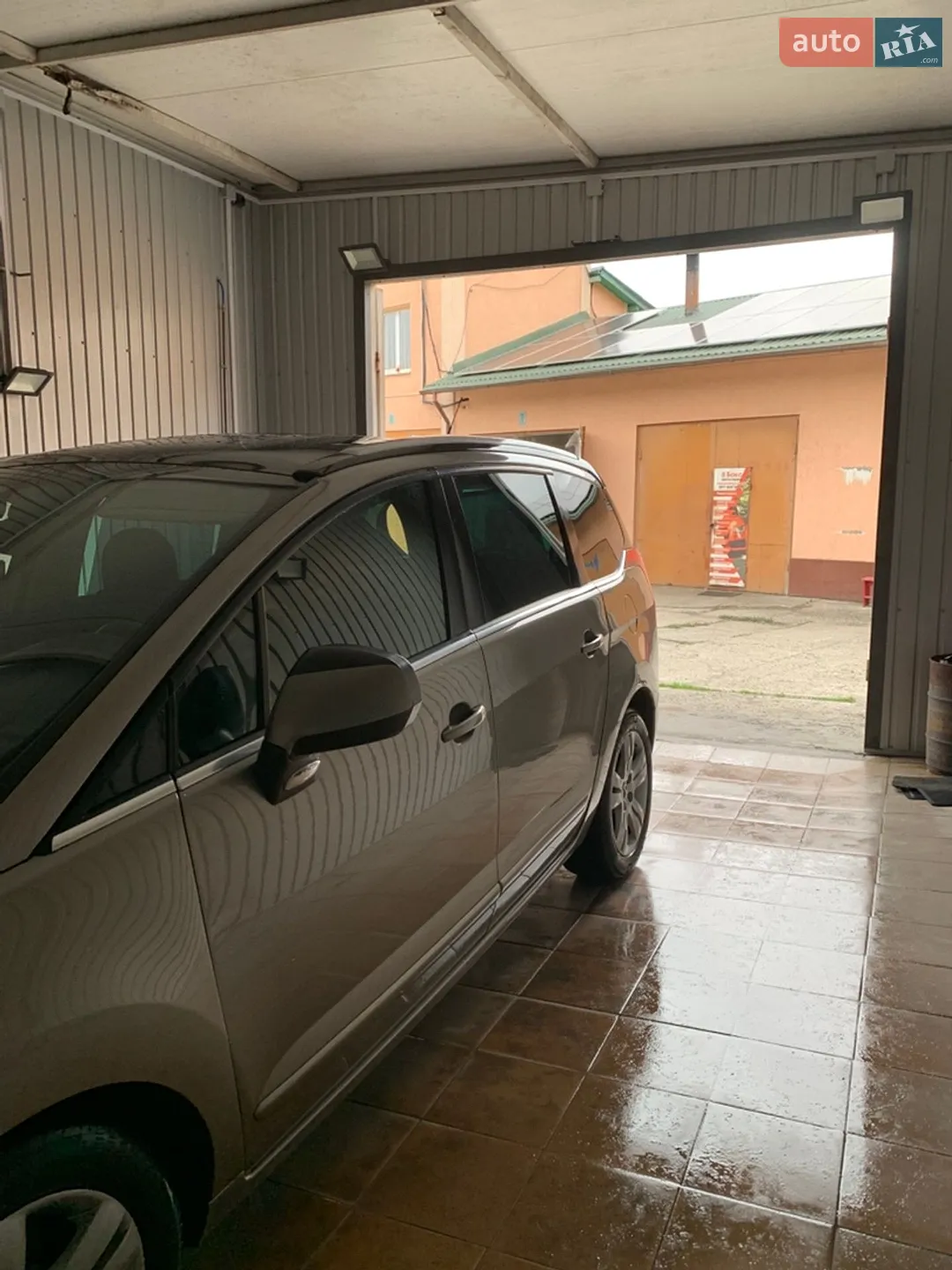 2010 Peugeot 5008 - мініатюра 5