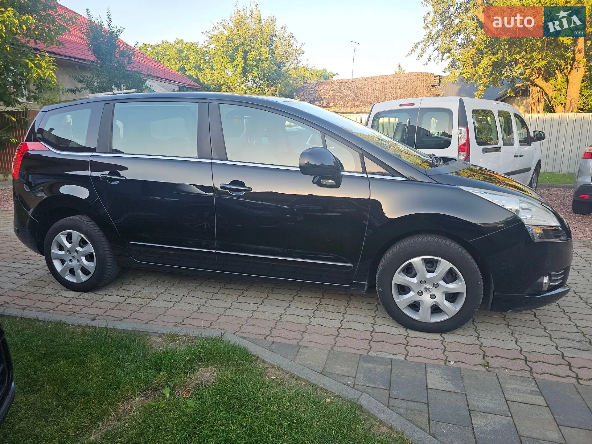 2013 Peugeot 5008 - мініатюра 11