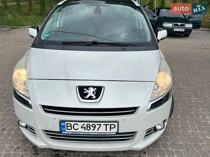Peugeot 5008