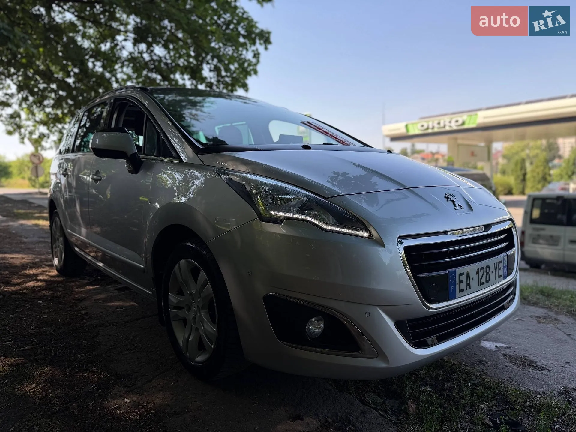 2016 Peugeot 5008 - мініатюра 9