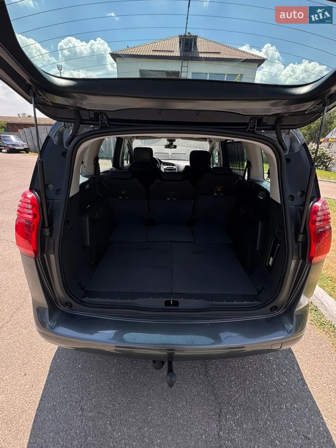 2010 Peugeot 5008 - мініатюра 12