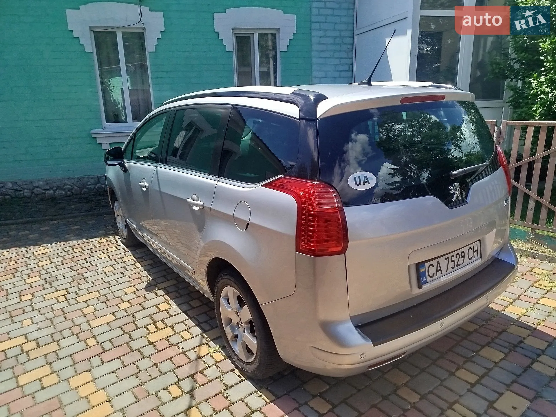 2011 Peugeot 5008 - мініатюра 21