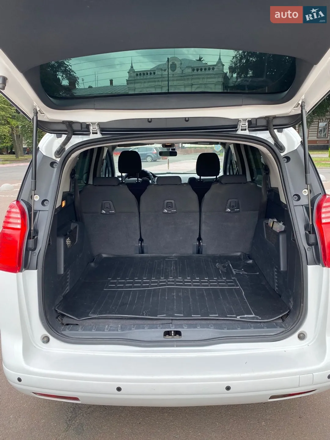 2015 Peugeot 5008 - мініатюра 13