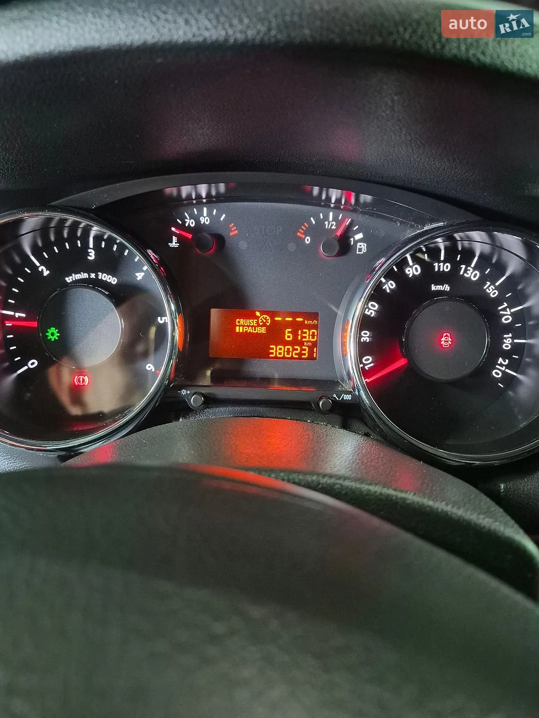 2010 Peugeot 5008 - мініатюра 11