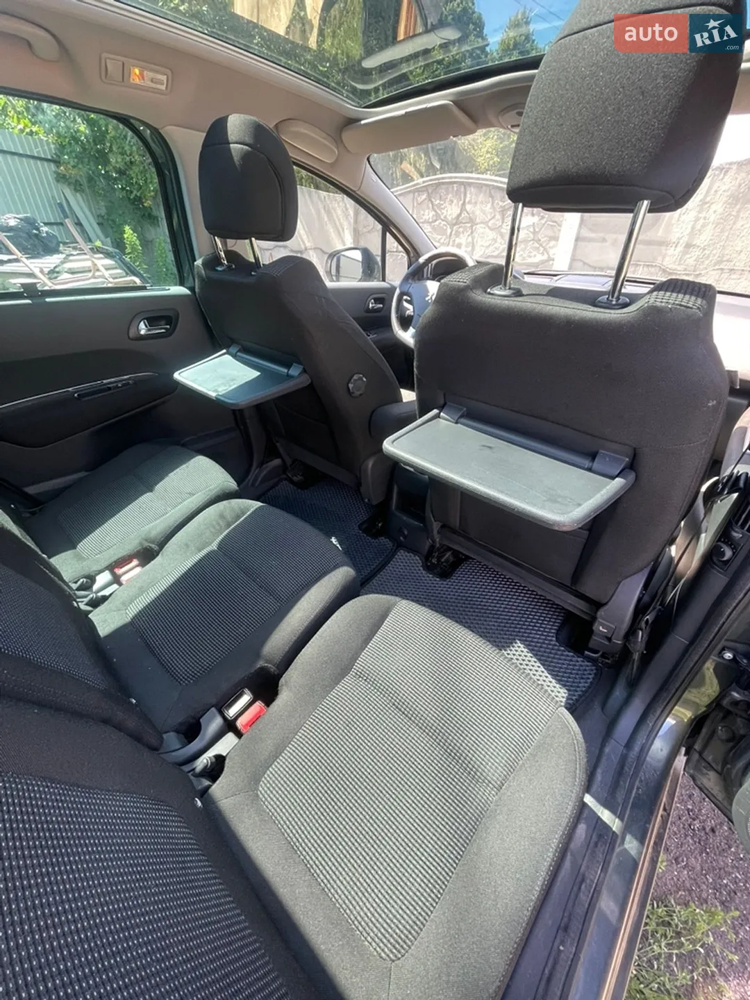 2010 Peugeot 5008 - мініатюра 24