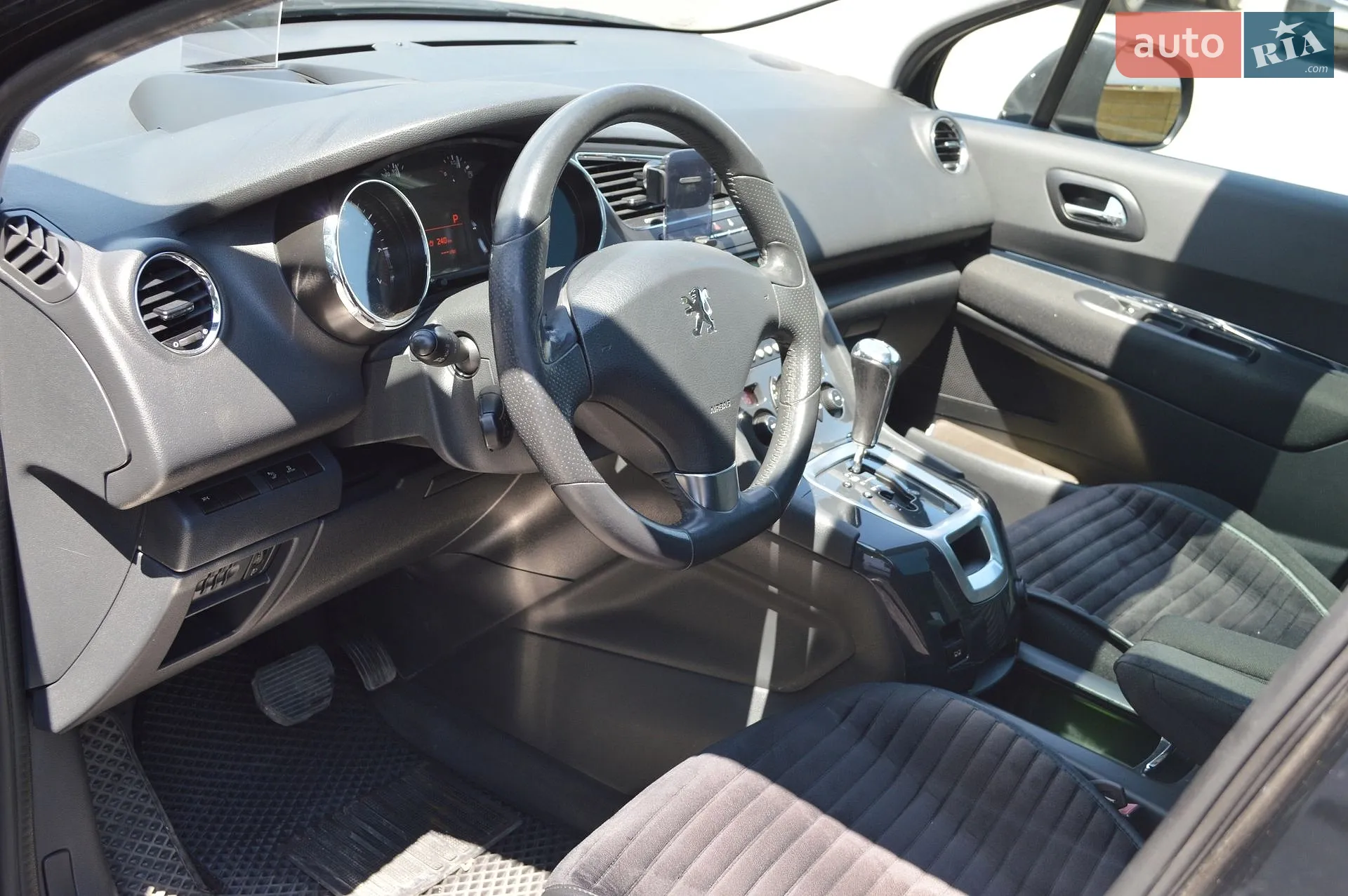 2010 Peugeot 5008 - мініатюра 17