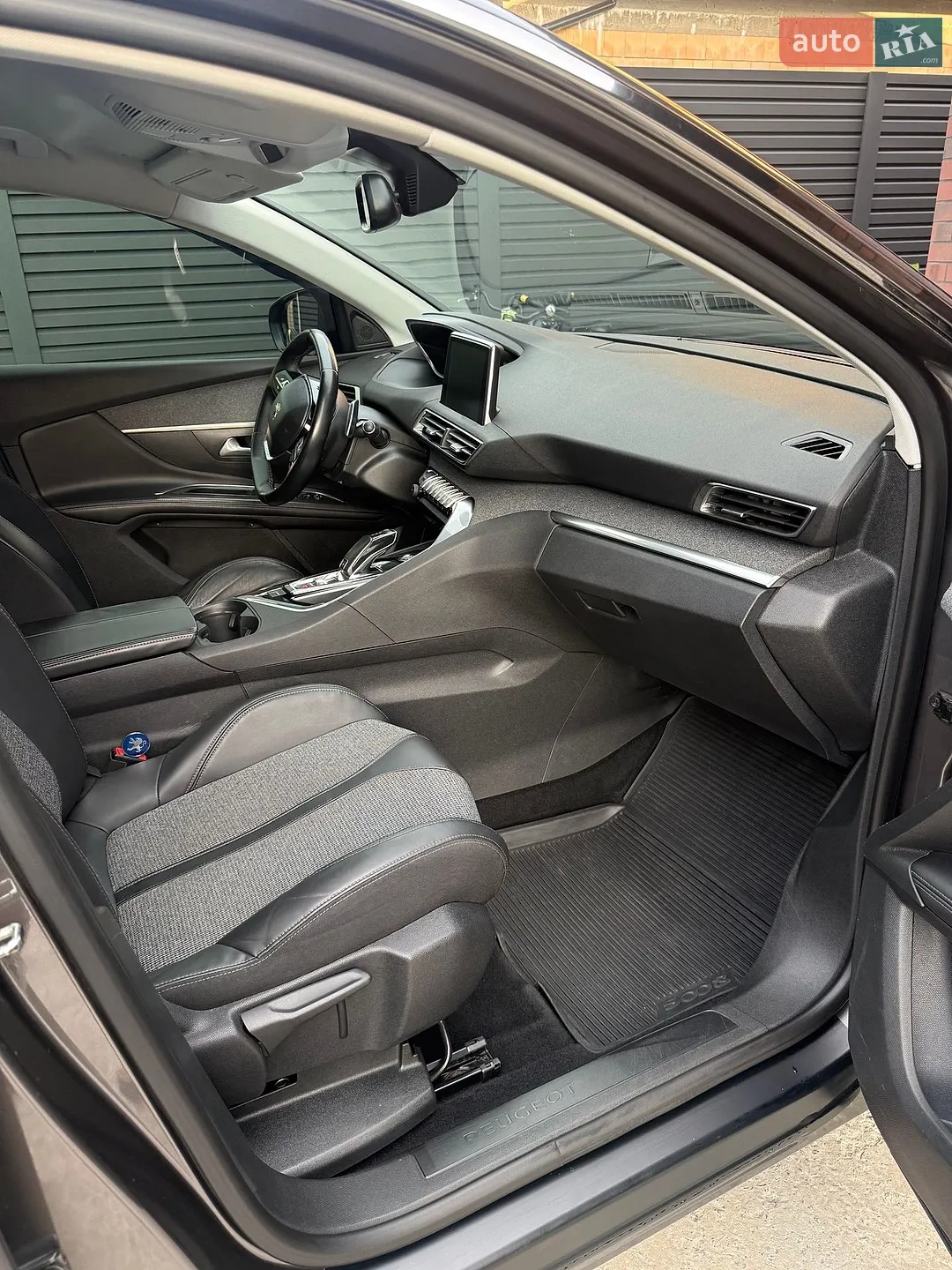 2017 Peugeot 5008 - мініатюра 12