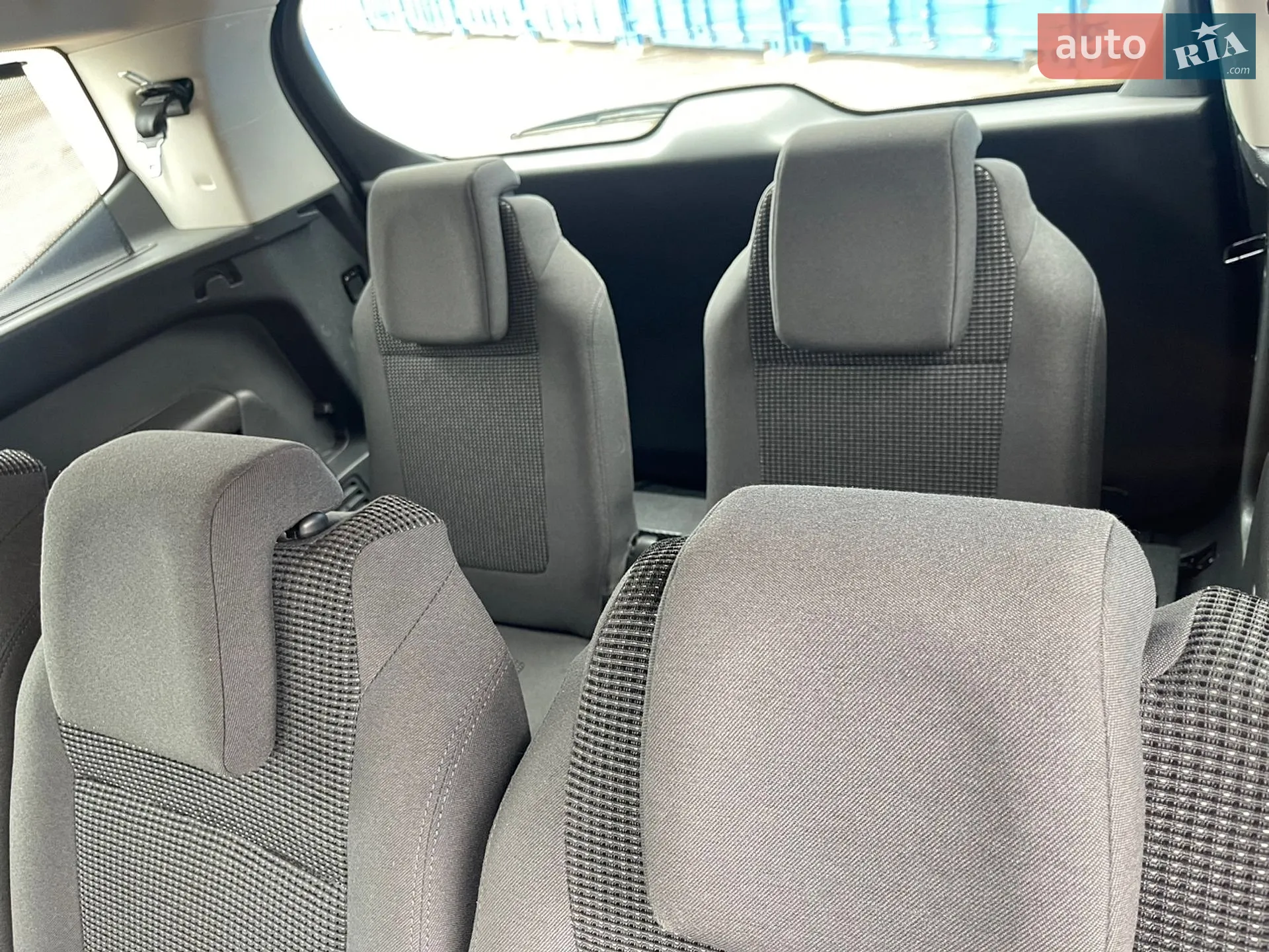 2016 Peugeot 5008 - мініатюра 36