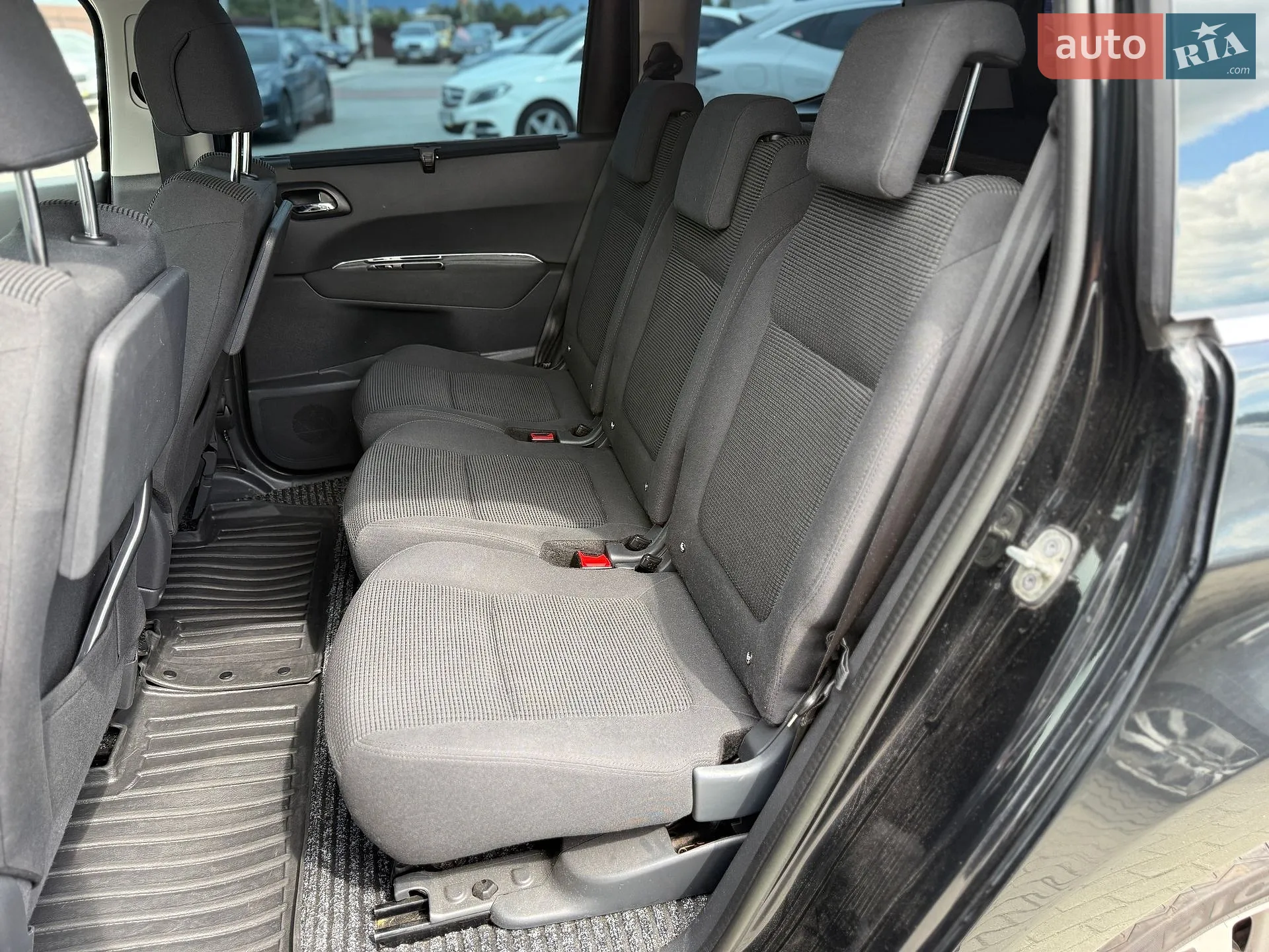 2014 Peugeot 5008 - мініатюра 15