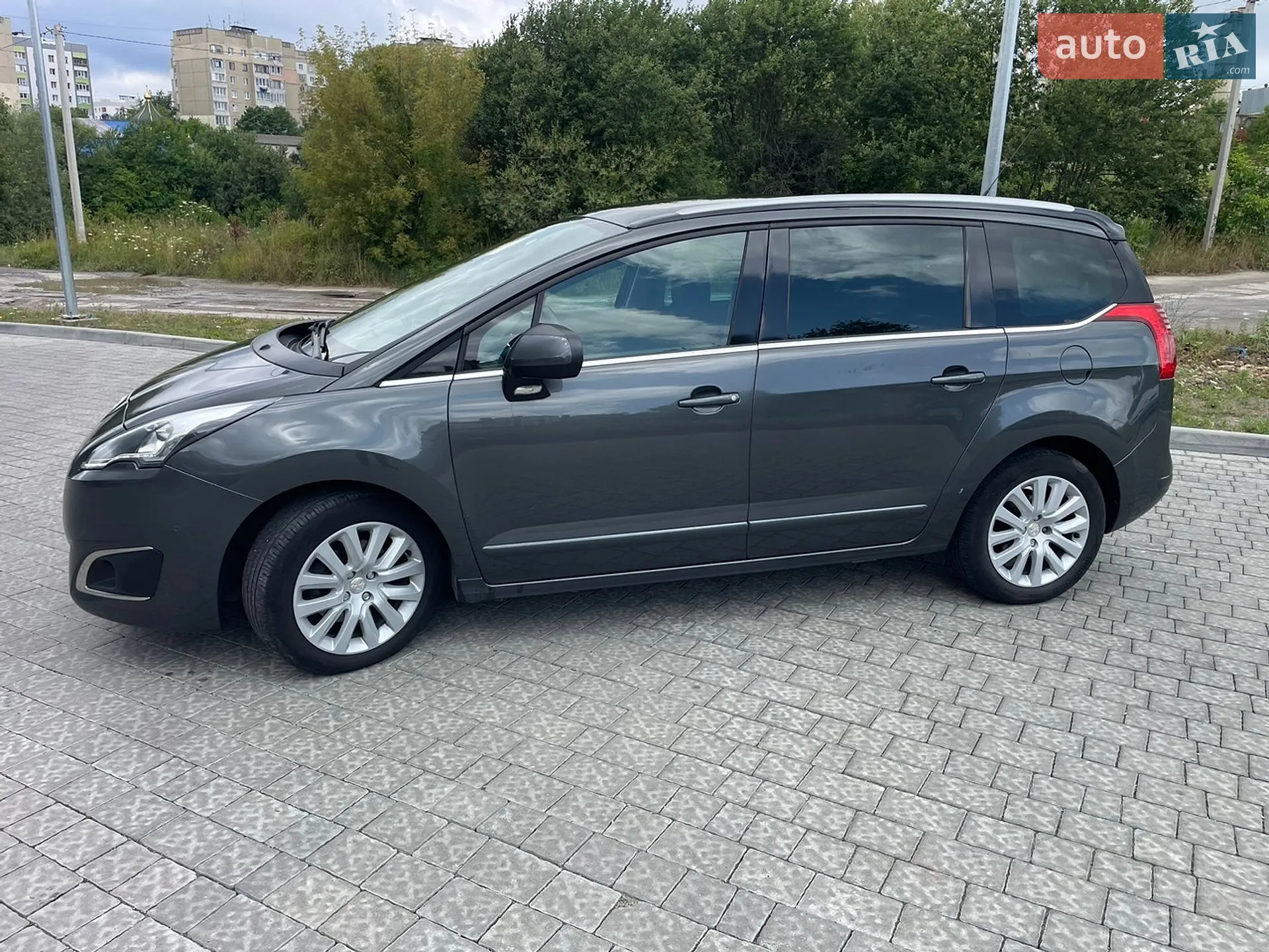 2014 Peugeot 5008 - мініатюра 3