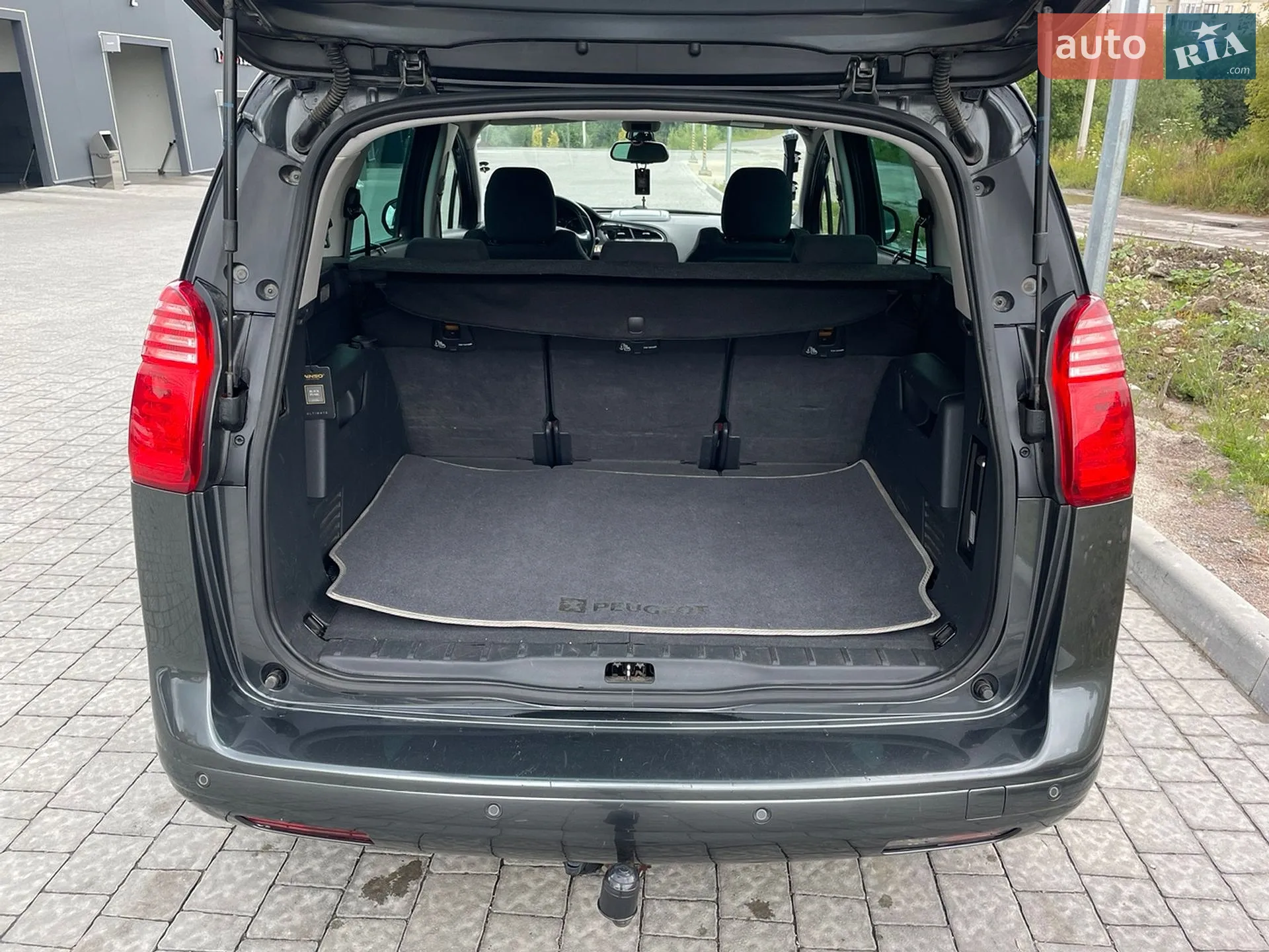 2014 Peugeot 5008 - мініатюра 11