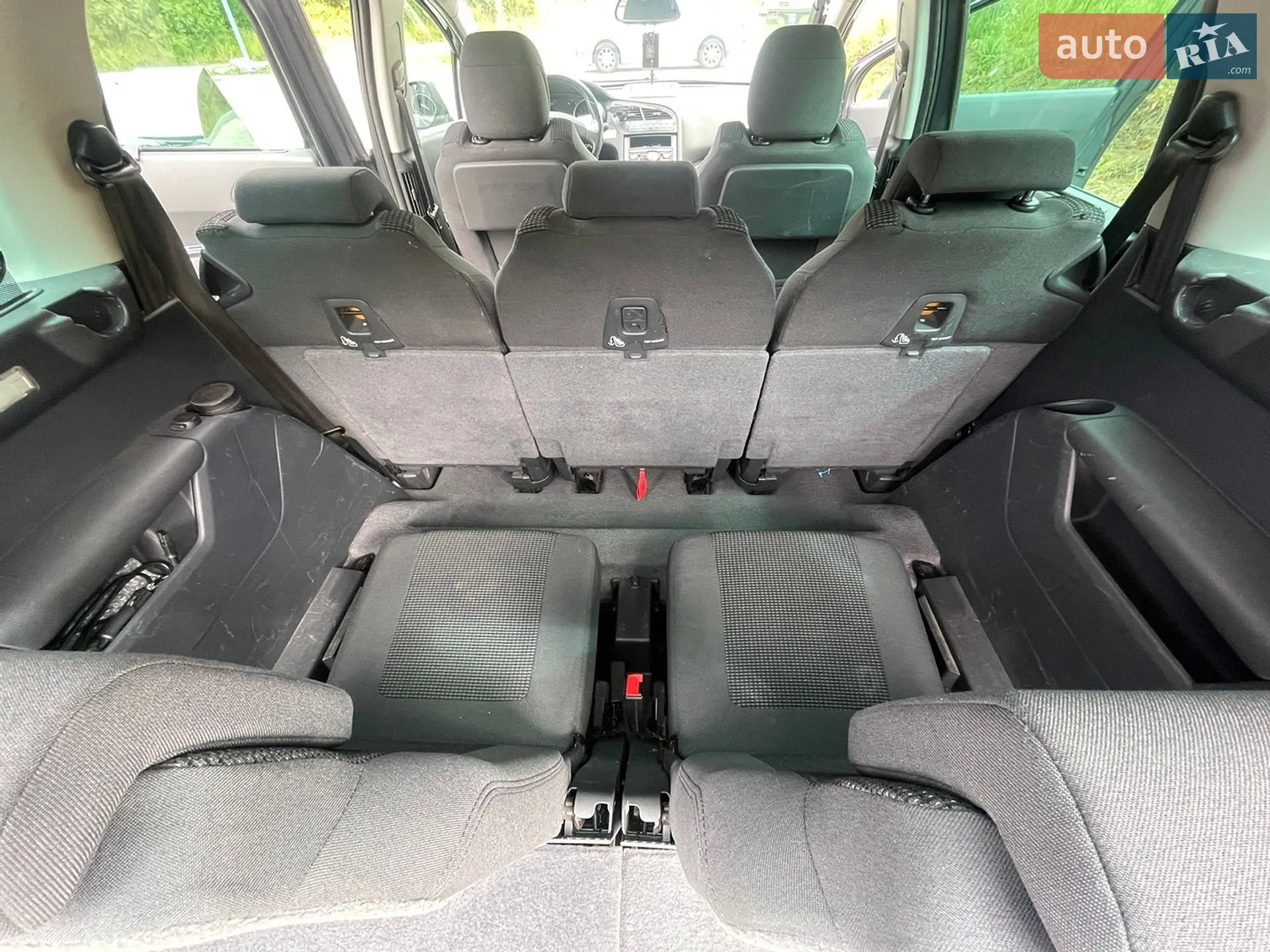 2014 Peugeot 5008 - мініатюра 13